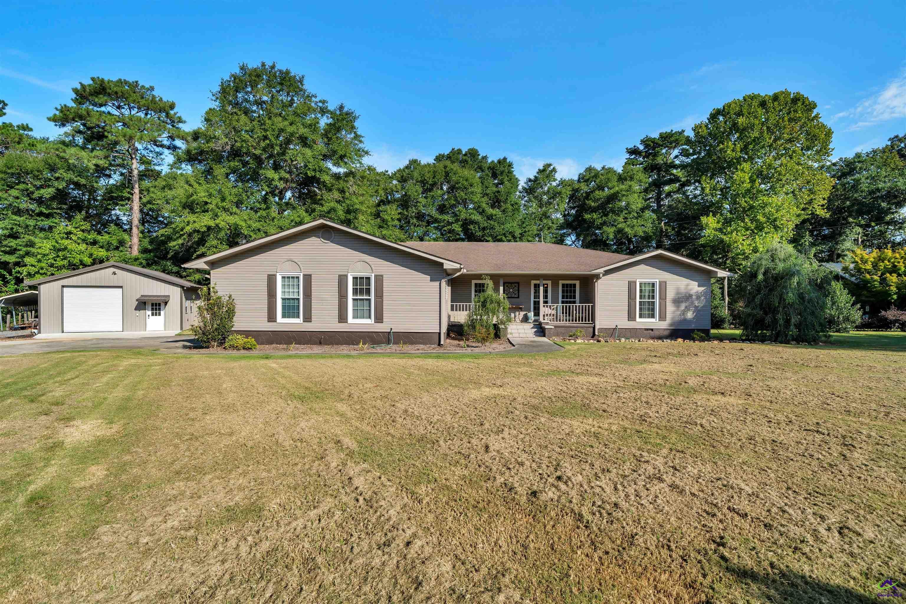 72 River East Road