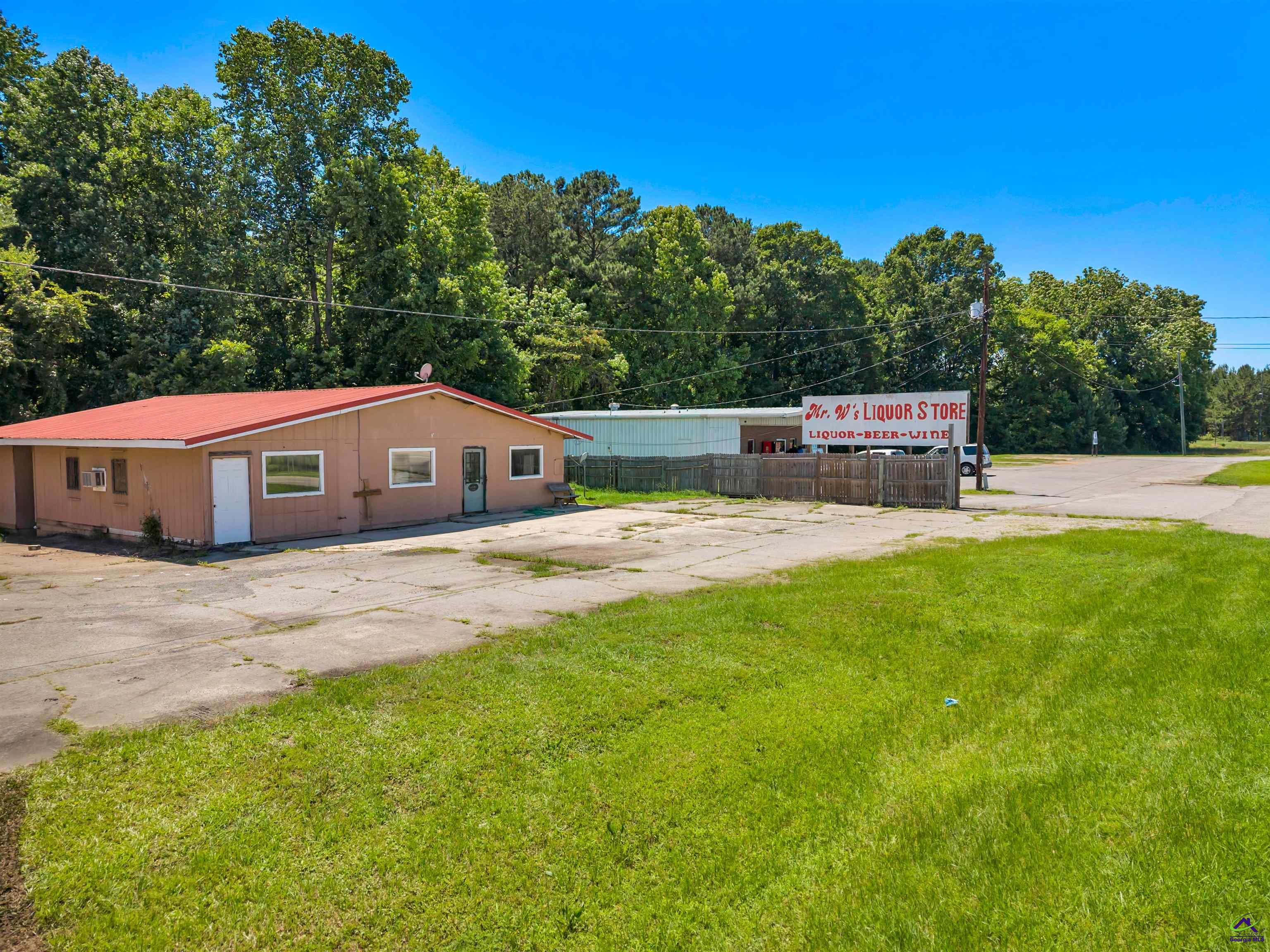 741 & 743 W Union St