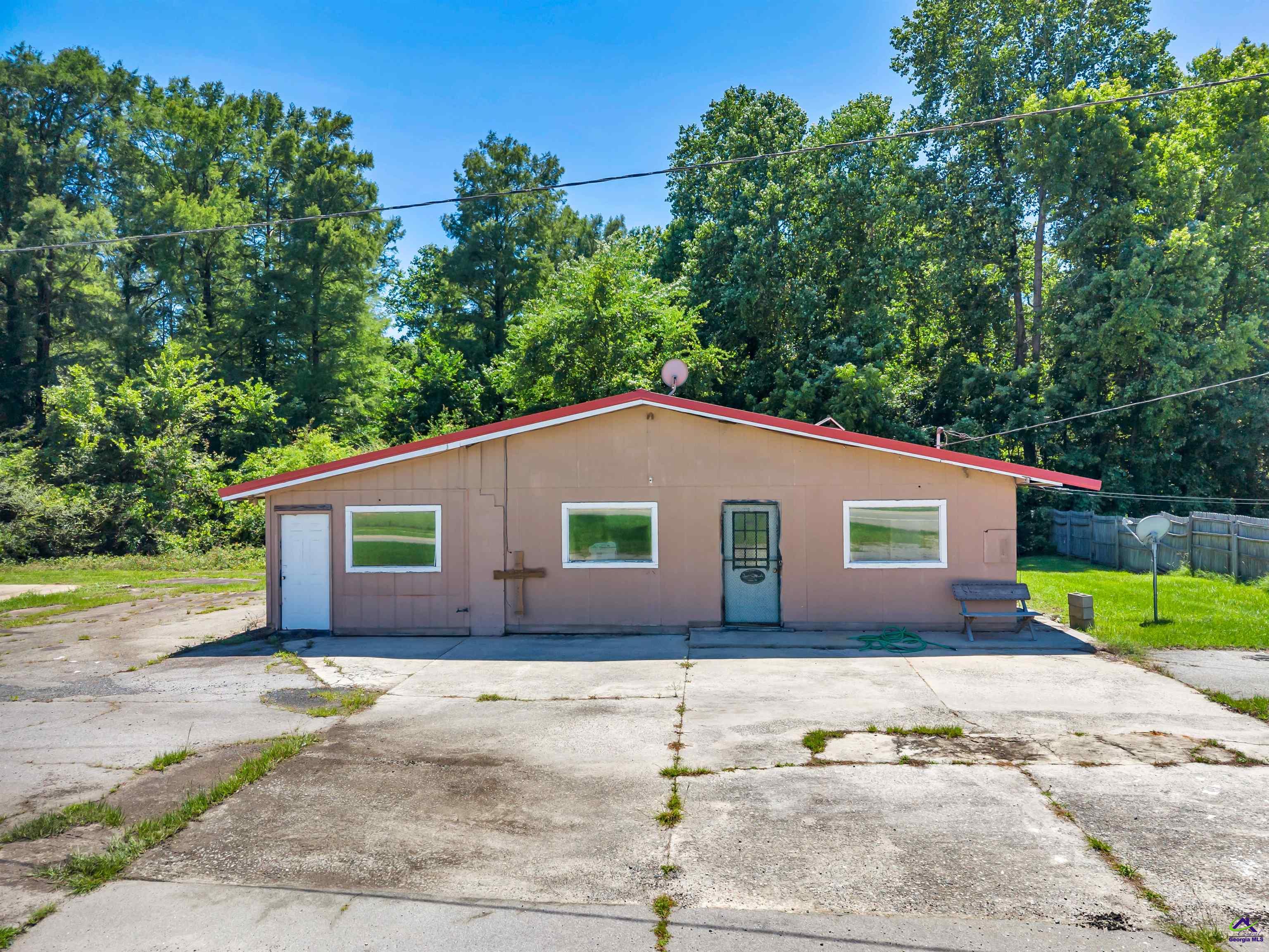 741 & 743 W Union St