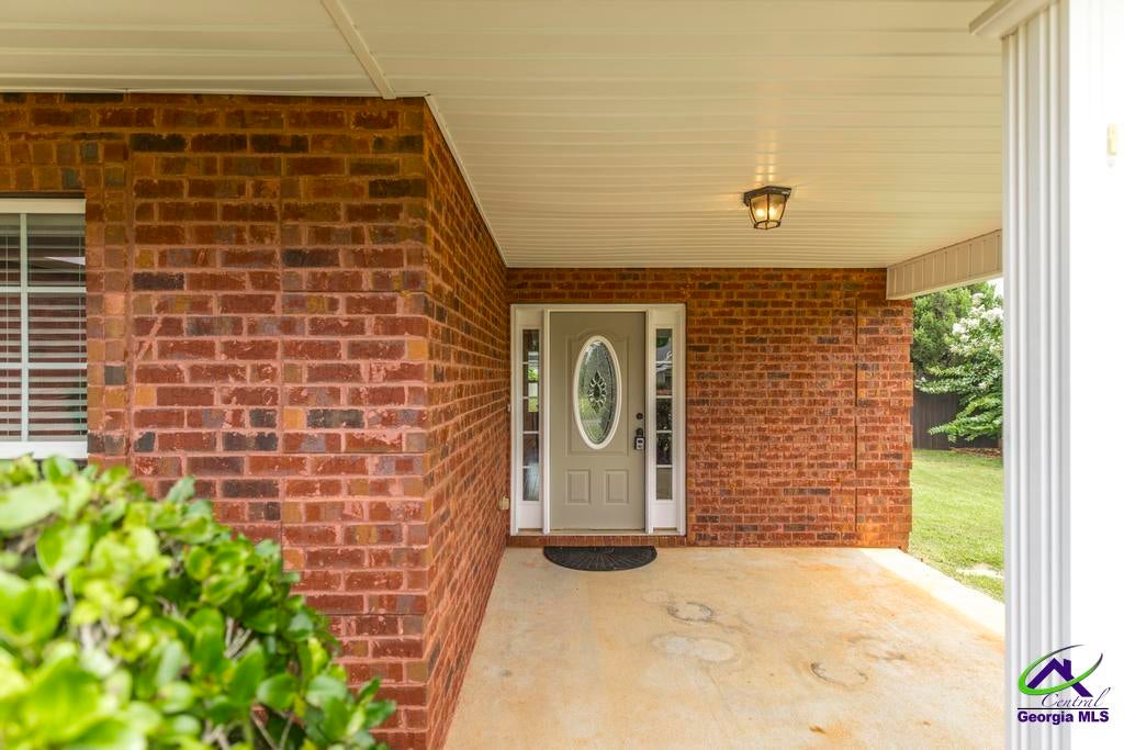 102 Ainsley Way