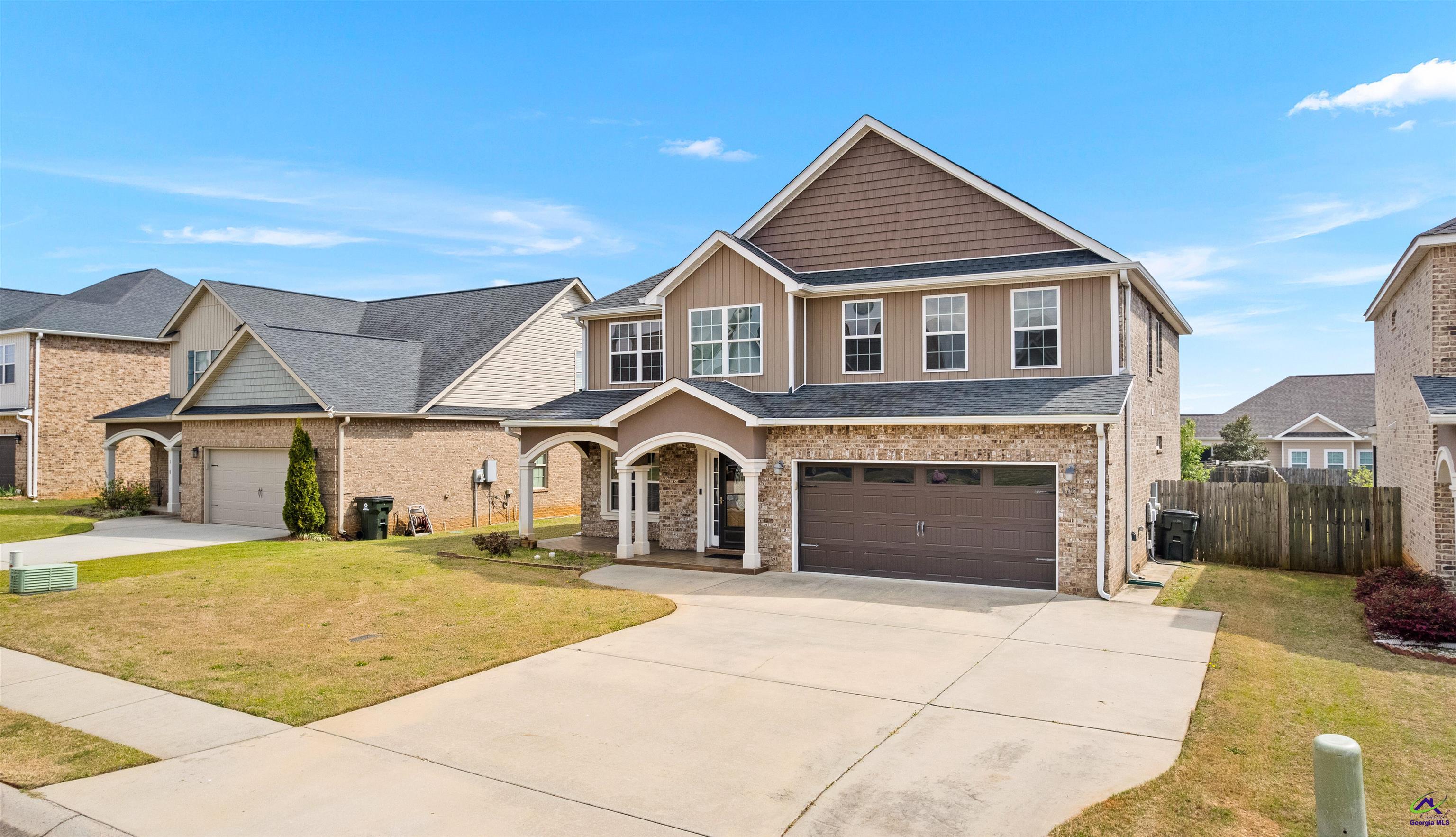112 Legacy Ct