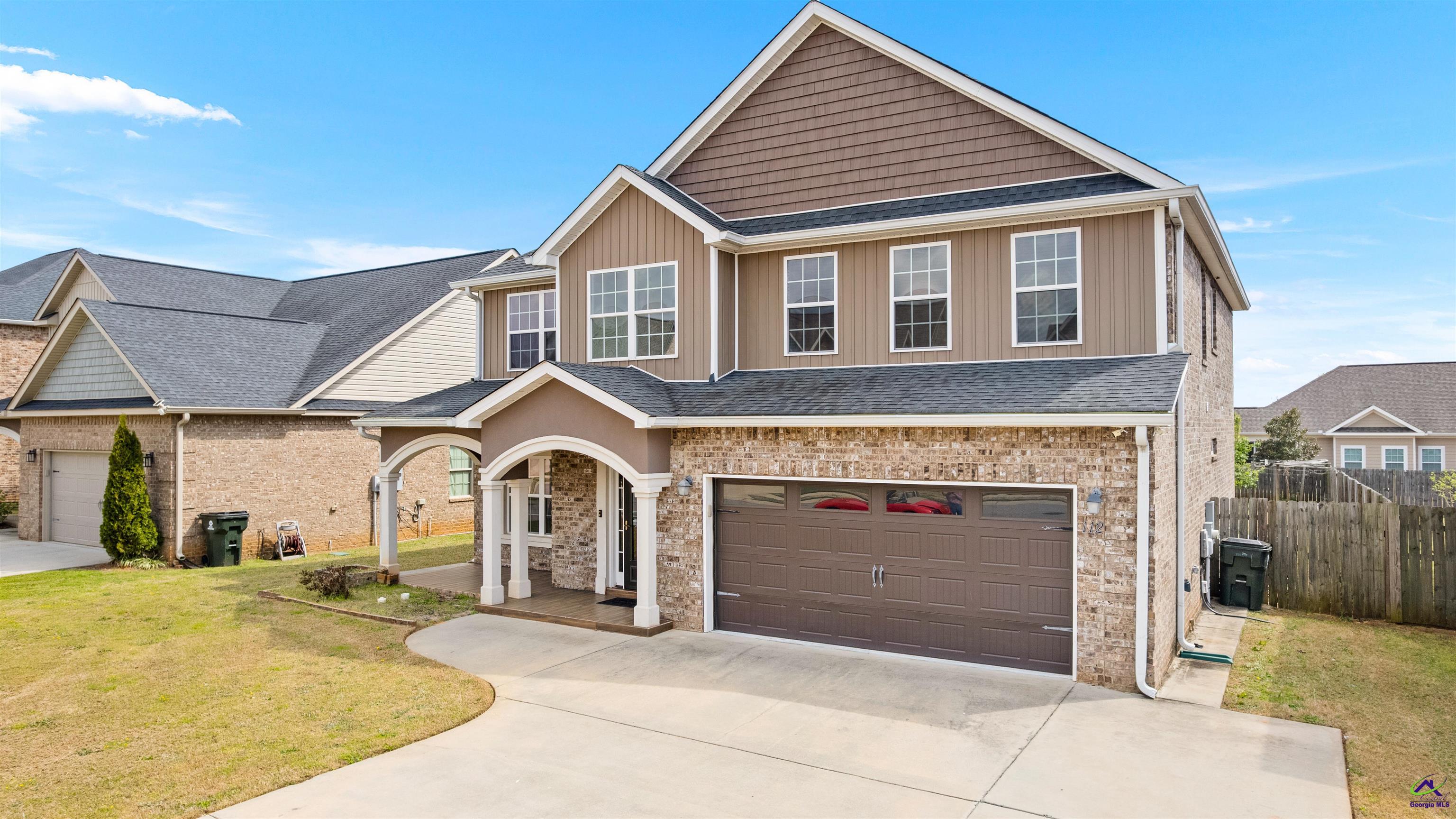 112 Legacy Ct