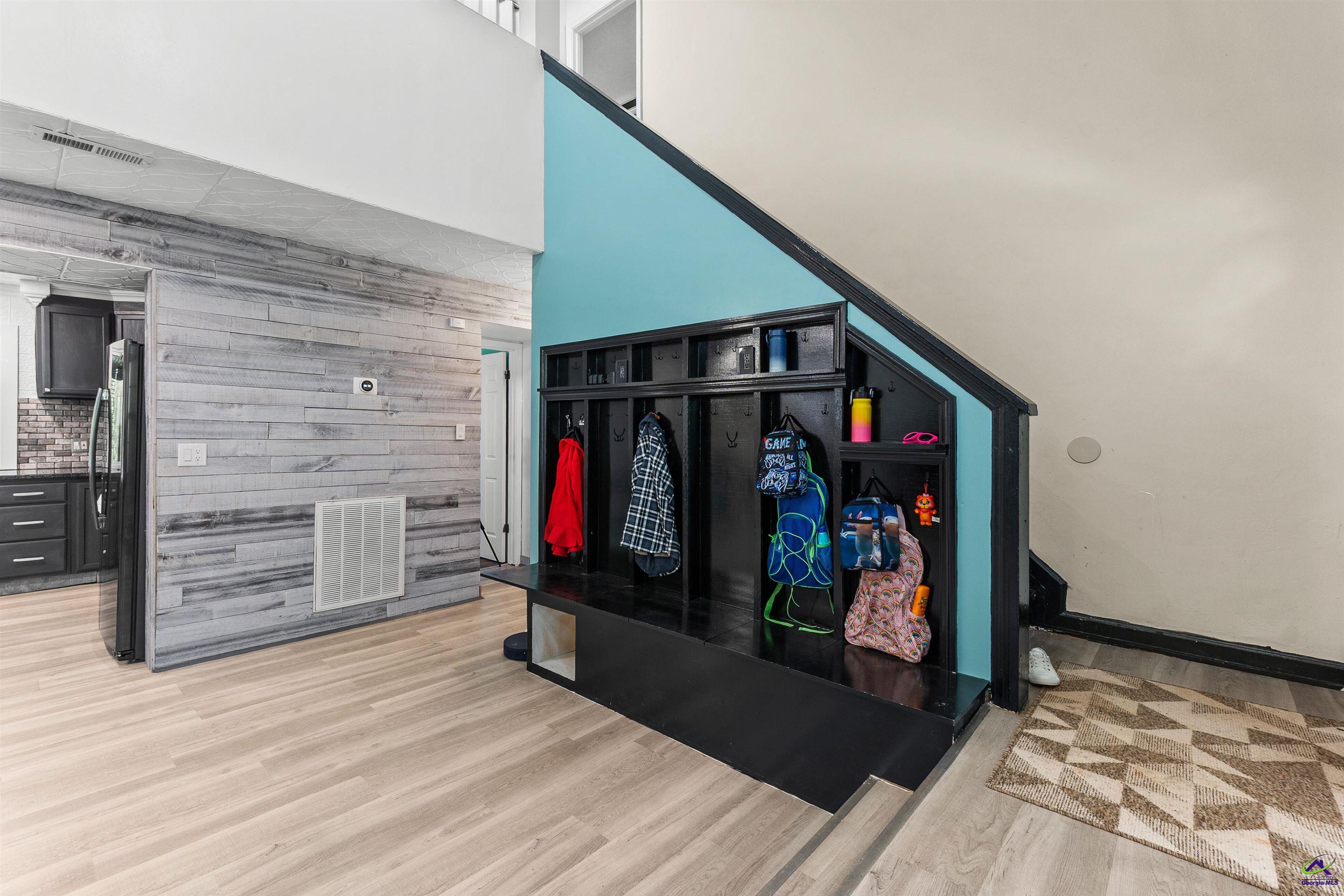 285 Edgewater Drive