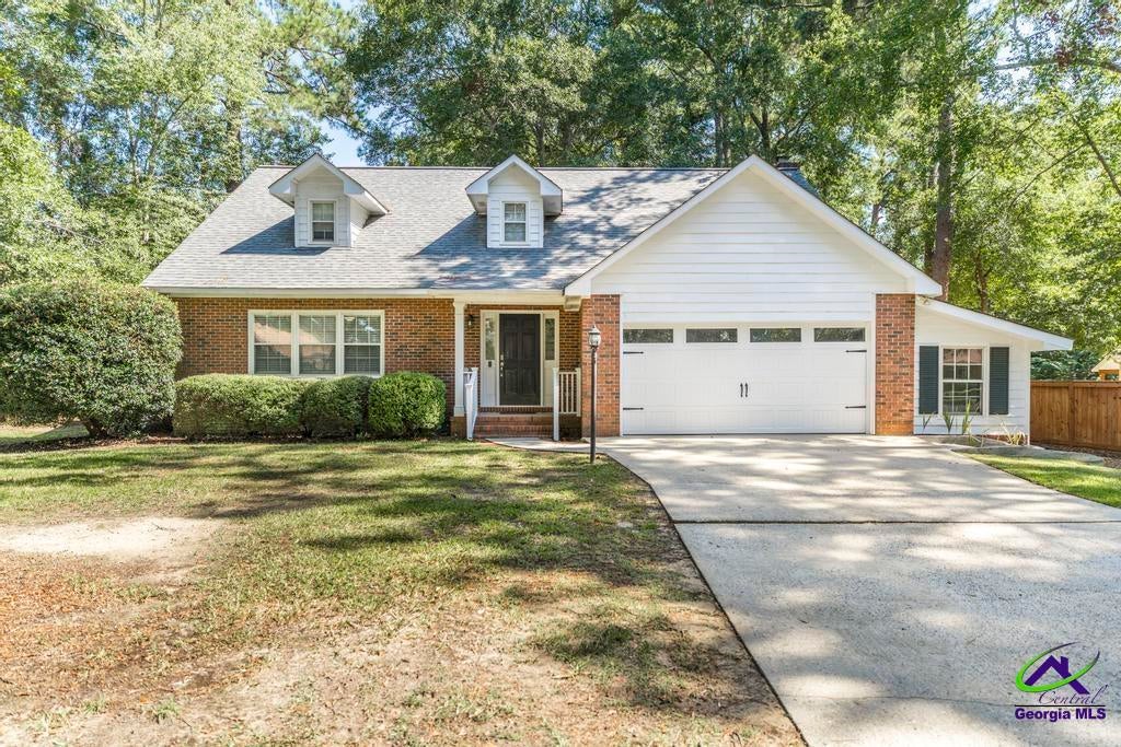 1003 Cherokee Road