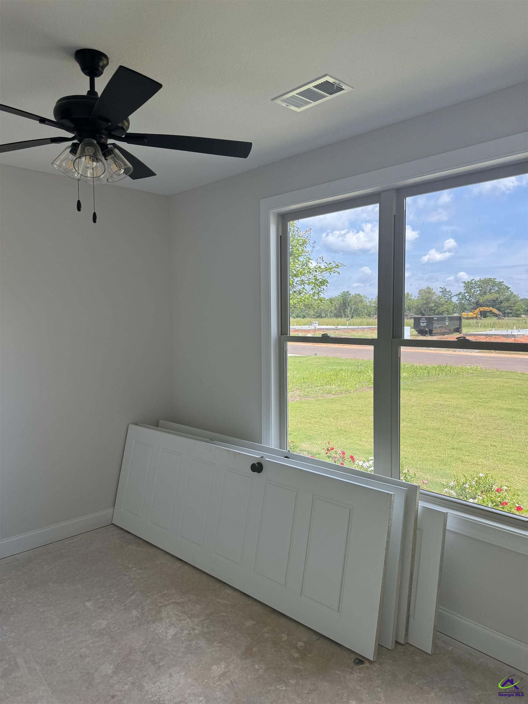 216 Farmland Circle