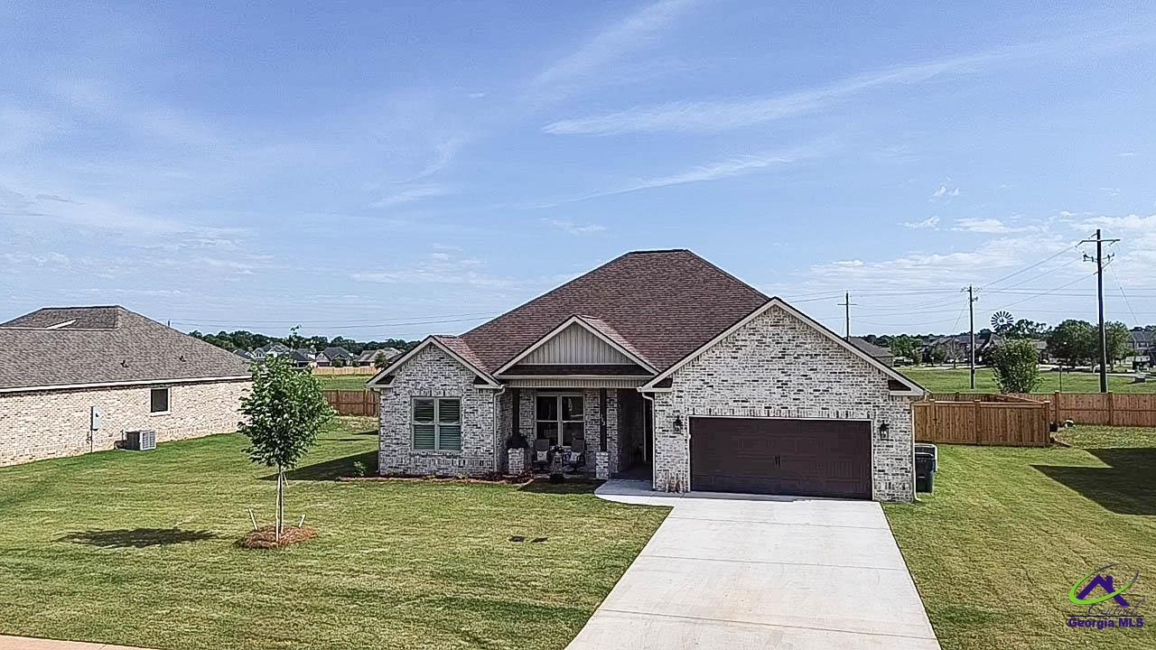 202 Farmland Circle