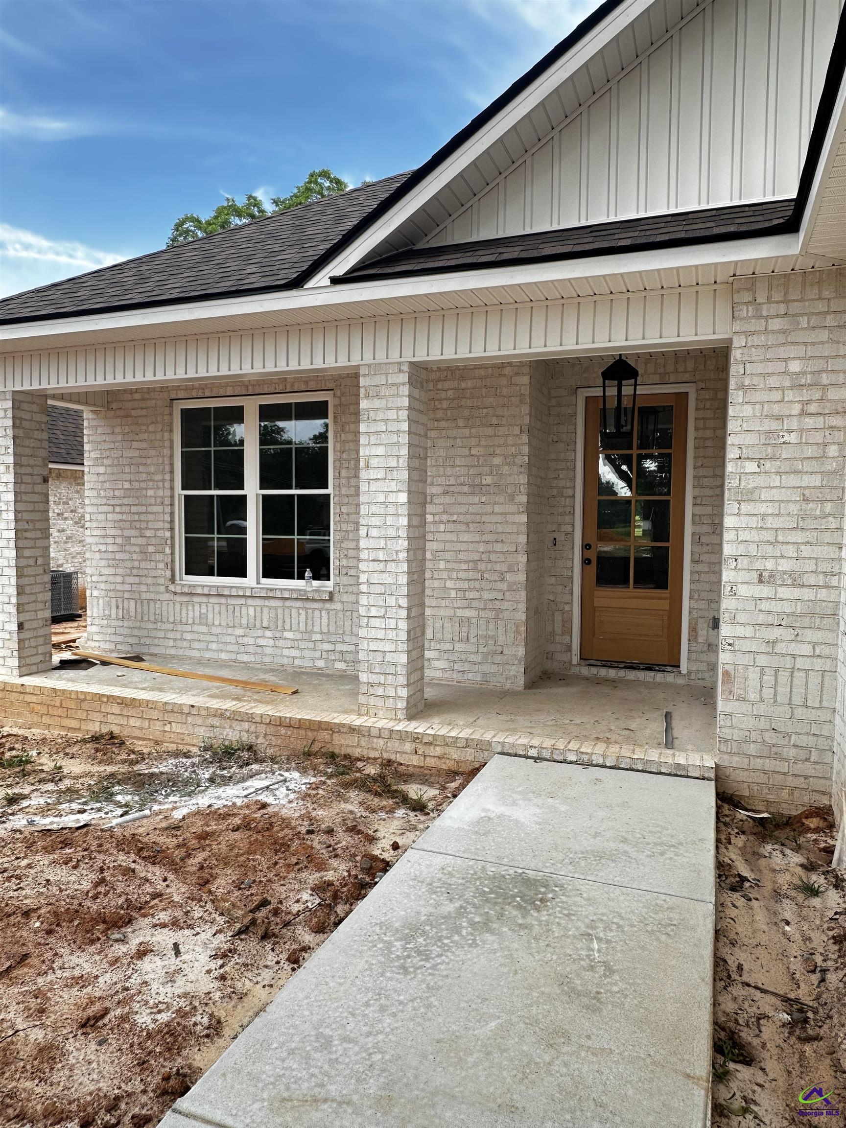 3 Pleasant Oaks Drive