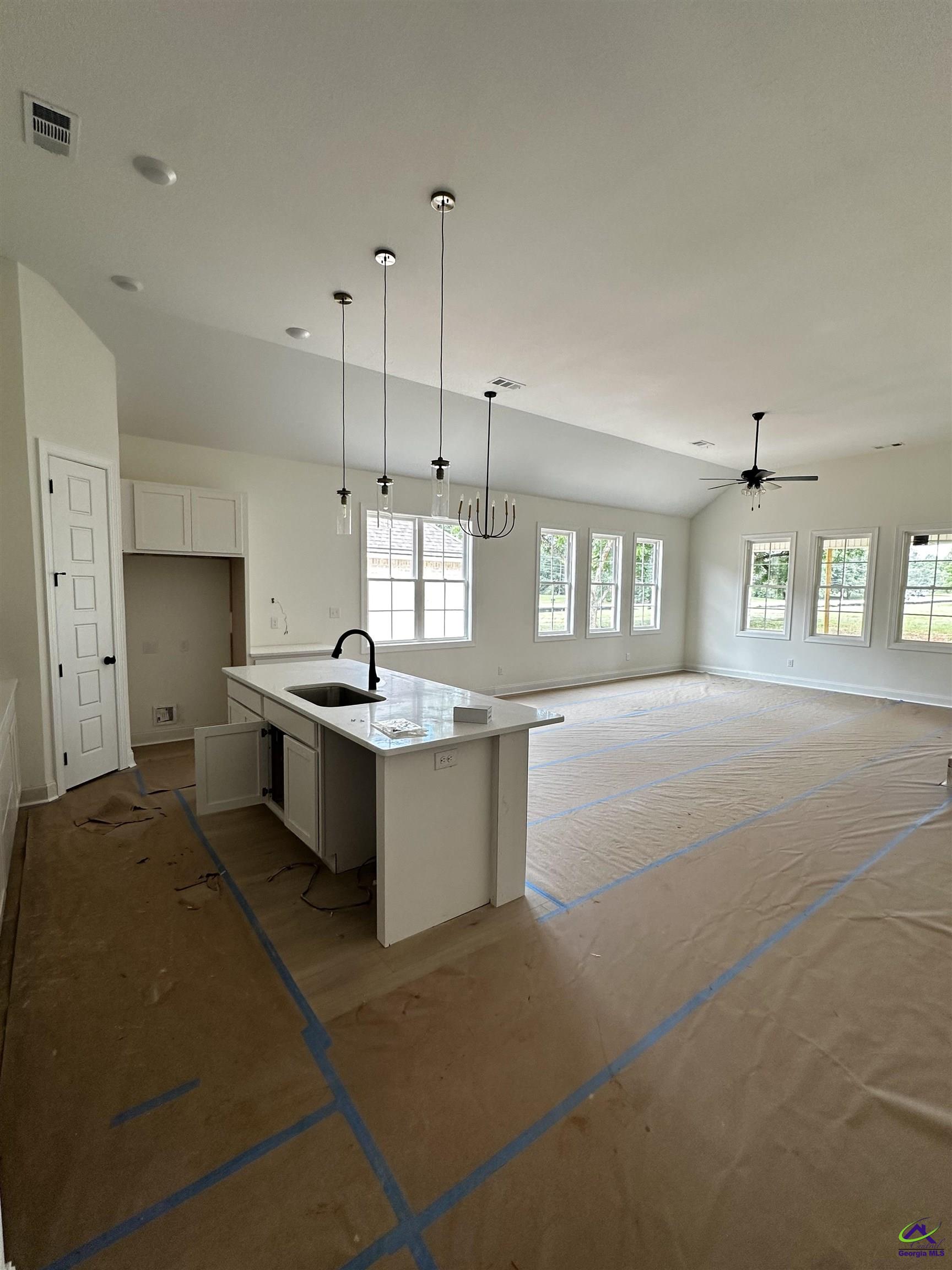 3 Pleasant Oaks Drive