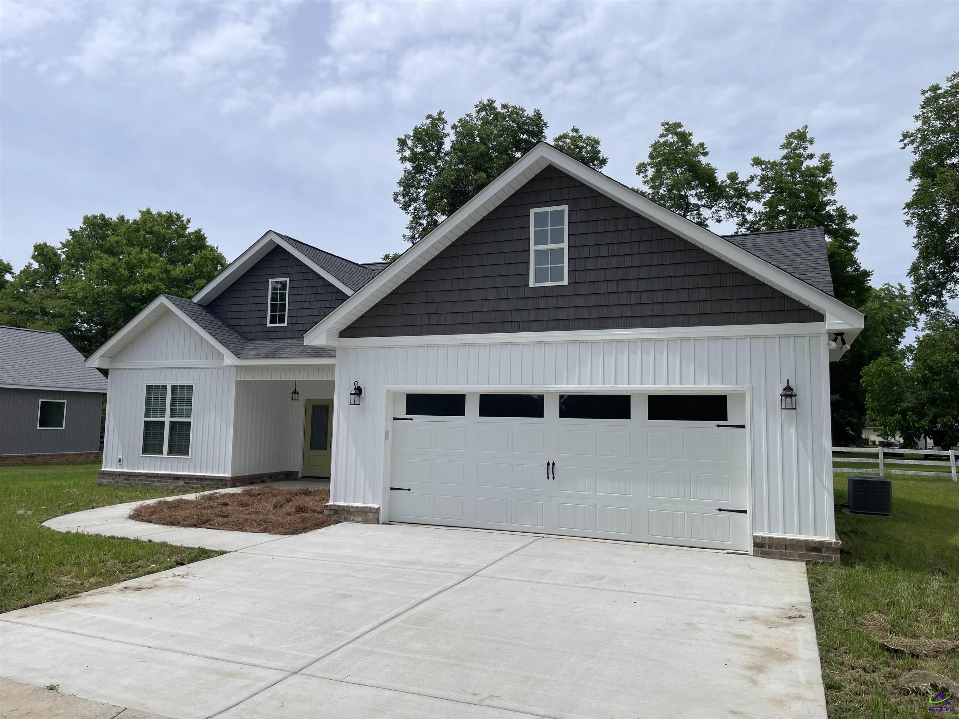 116 Pecan St