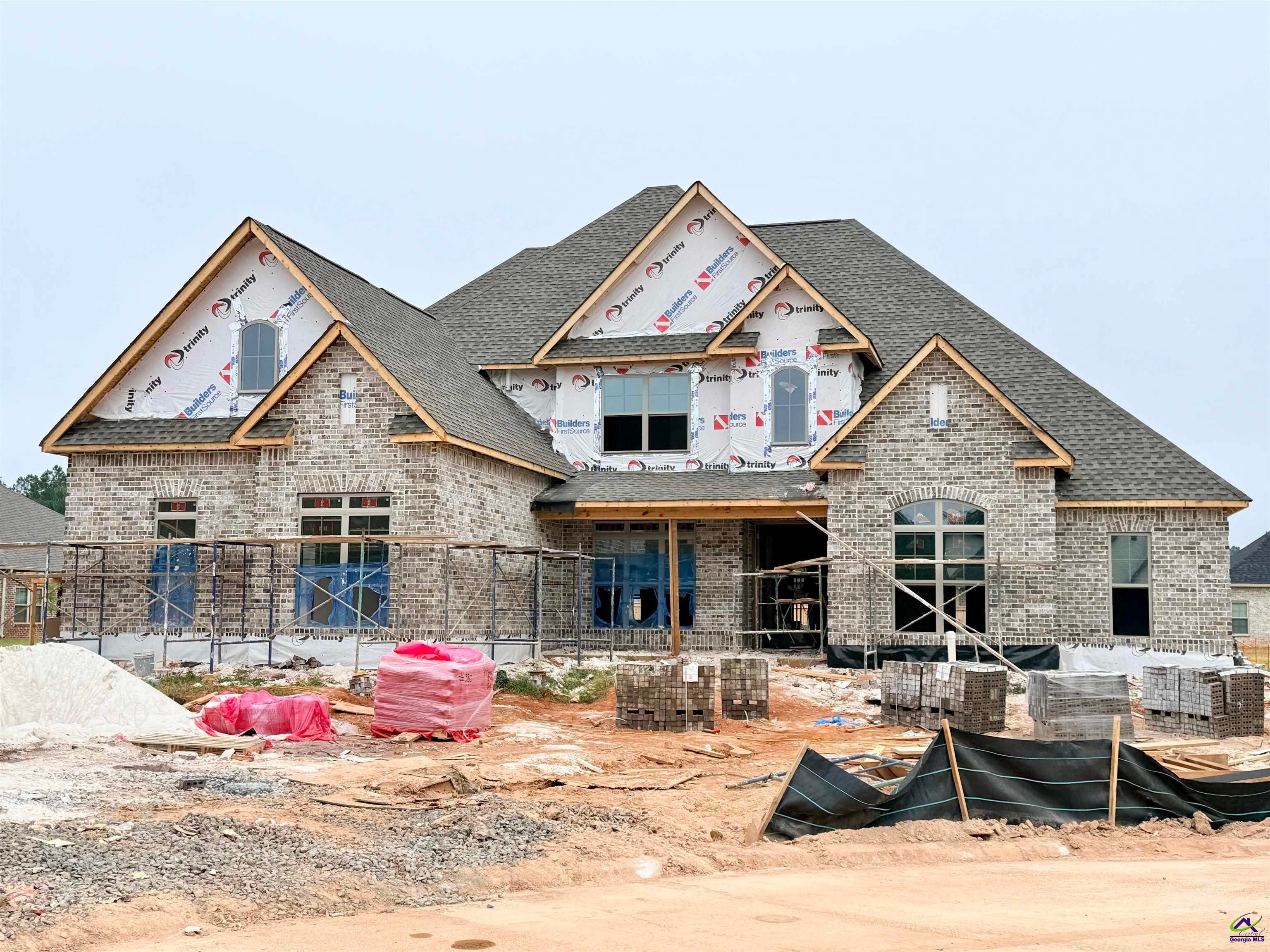 613 Willowbrook Lane