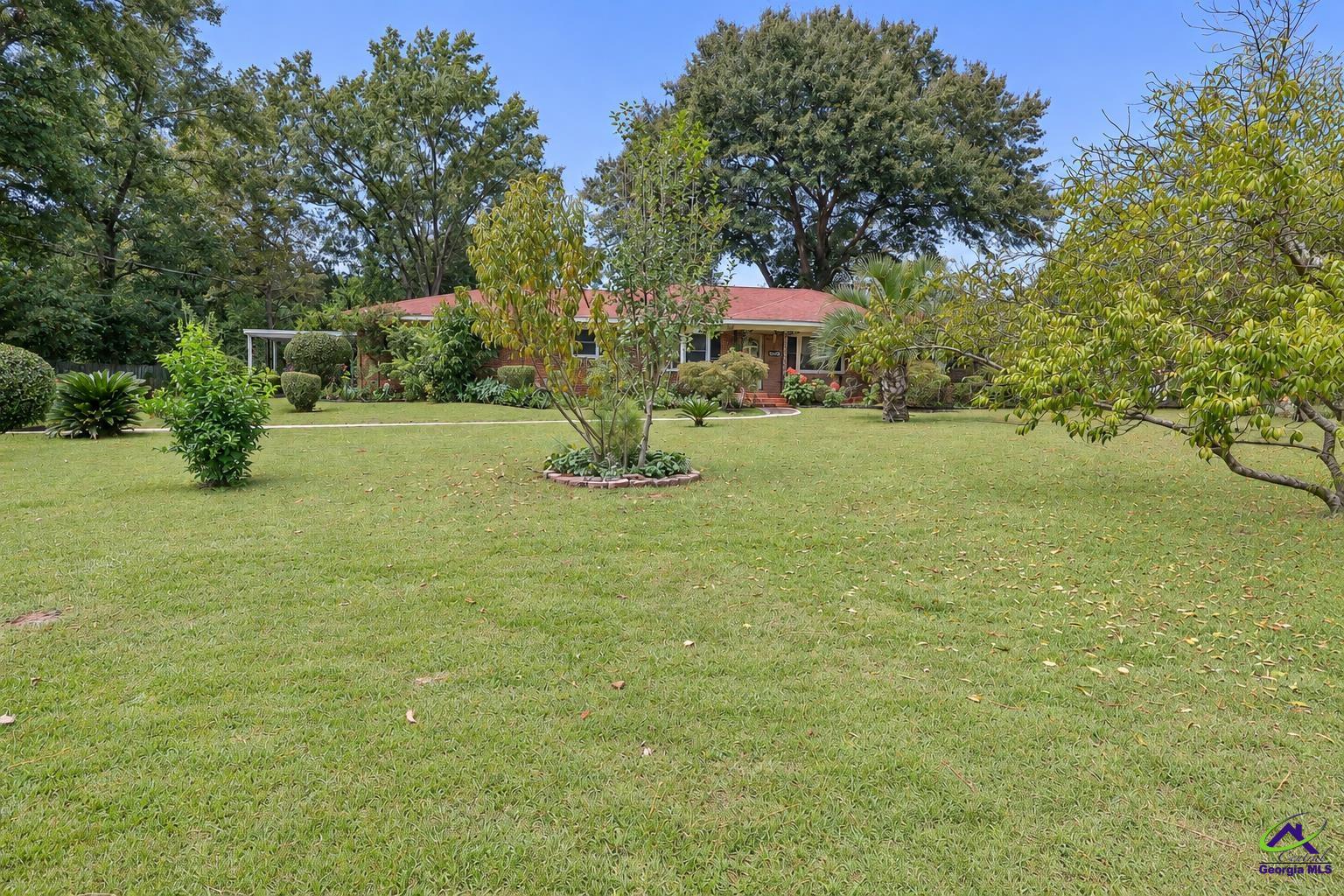 609 Hardeman Avenue