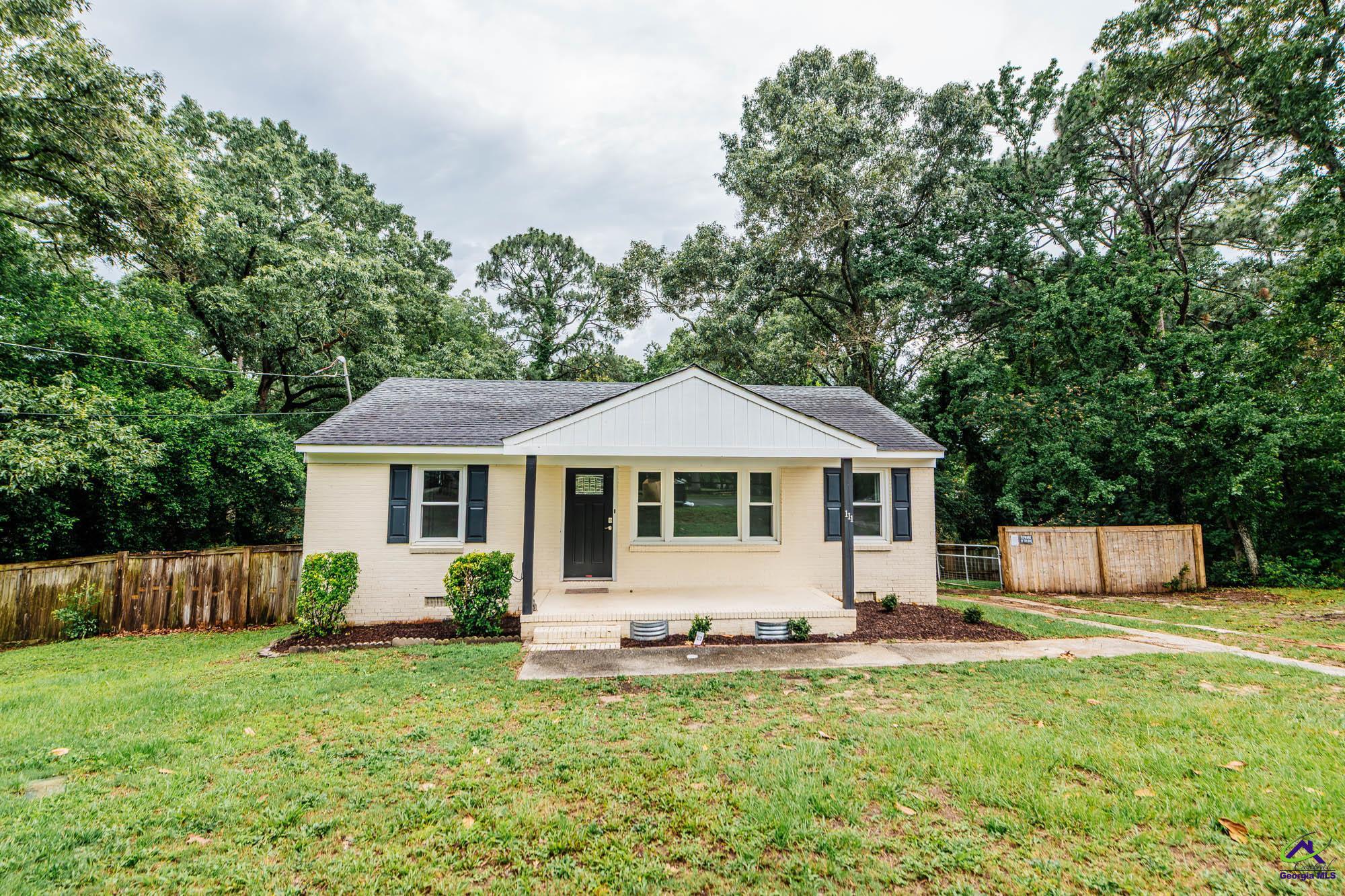 111 benton Avenue