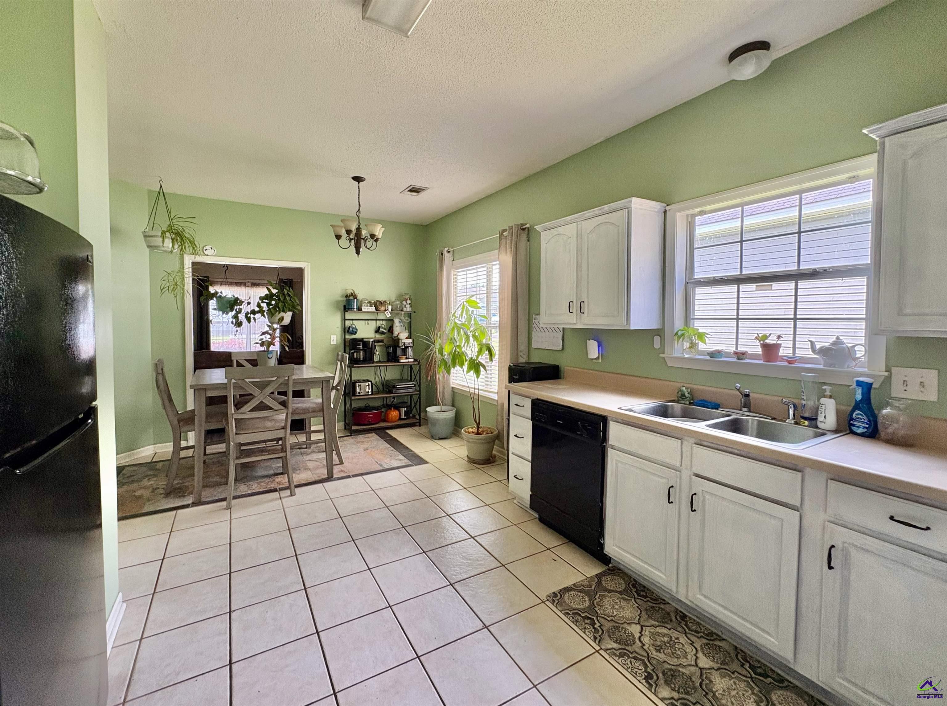 105 Yarrow Boulevard