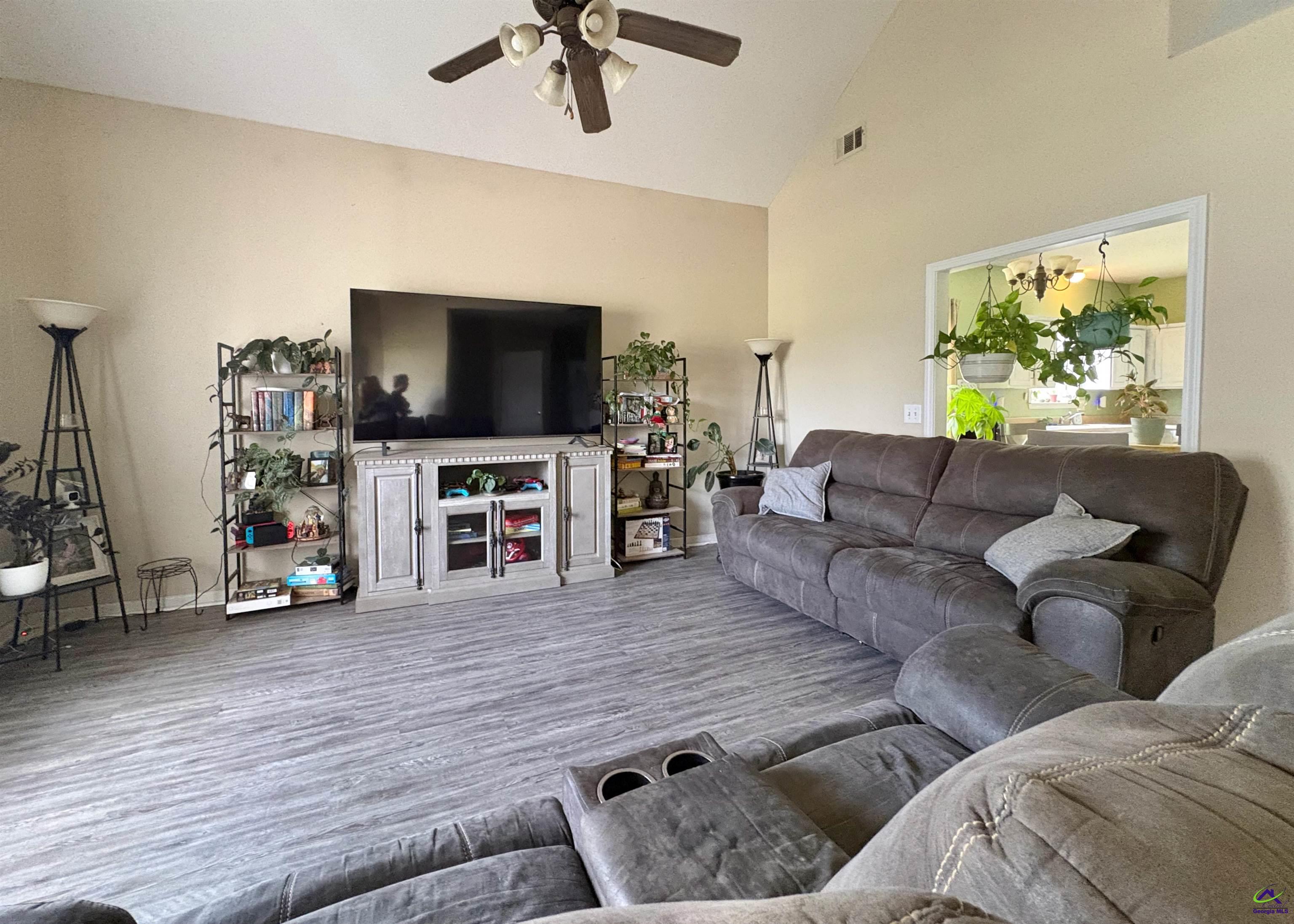 105 Yarrow Boulevard