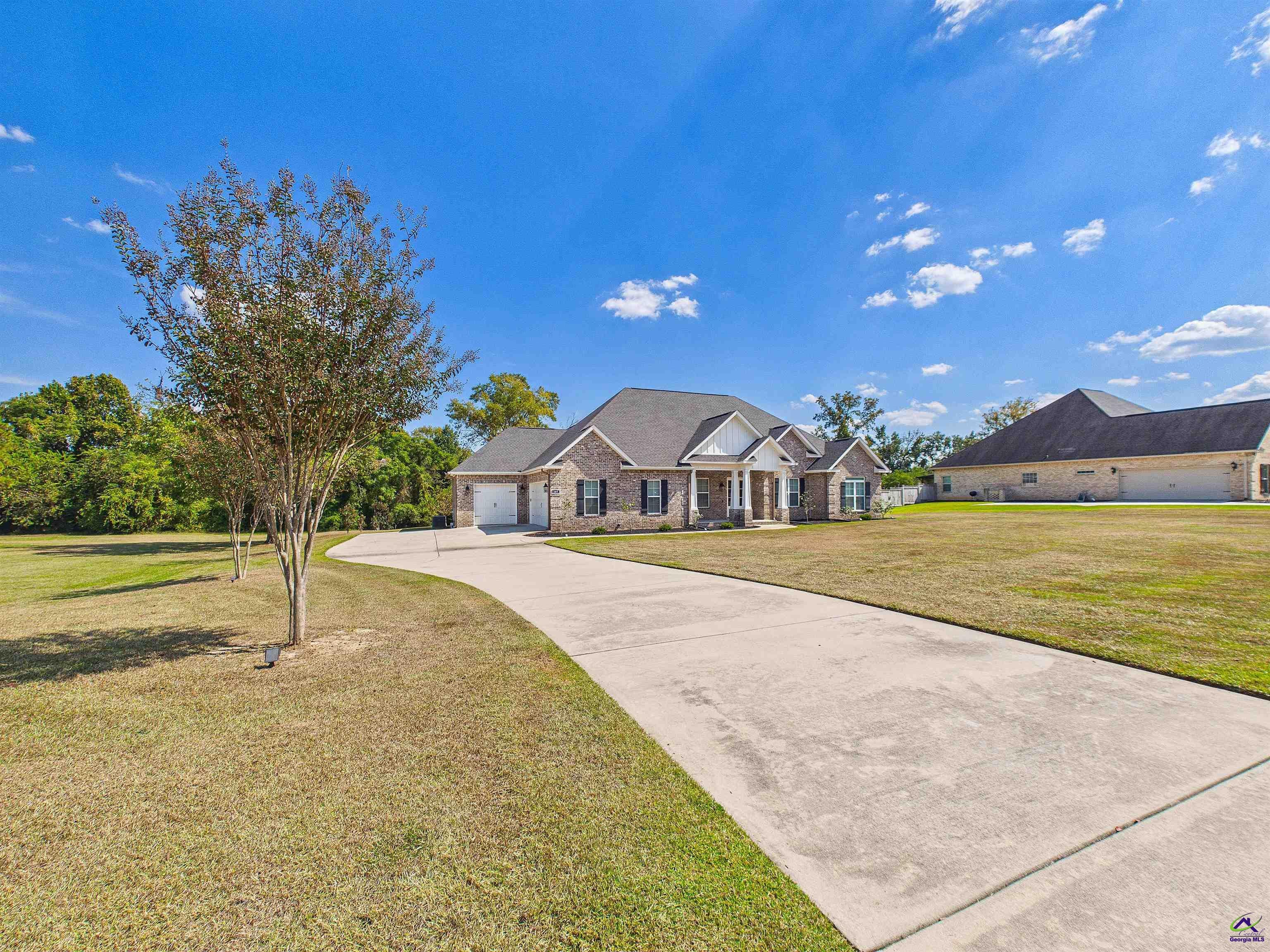 207 Yale Circle