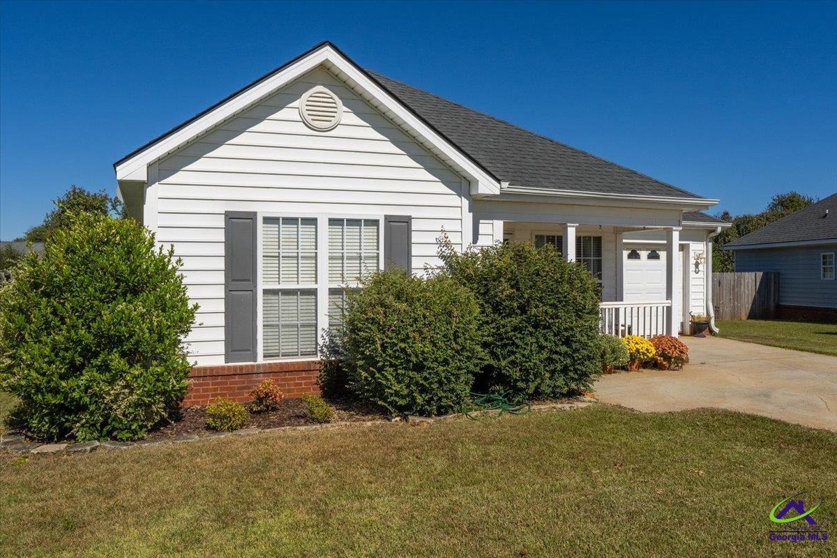 111 N Charity Lane