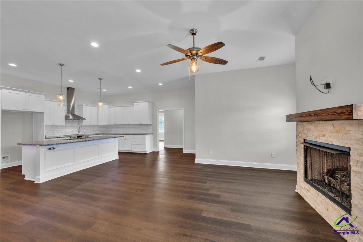 430 Nandina Court