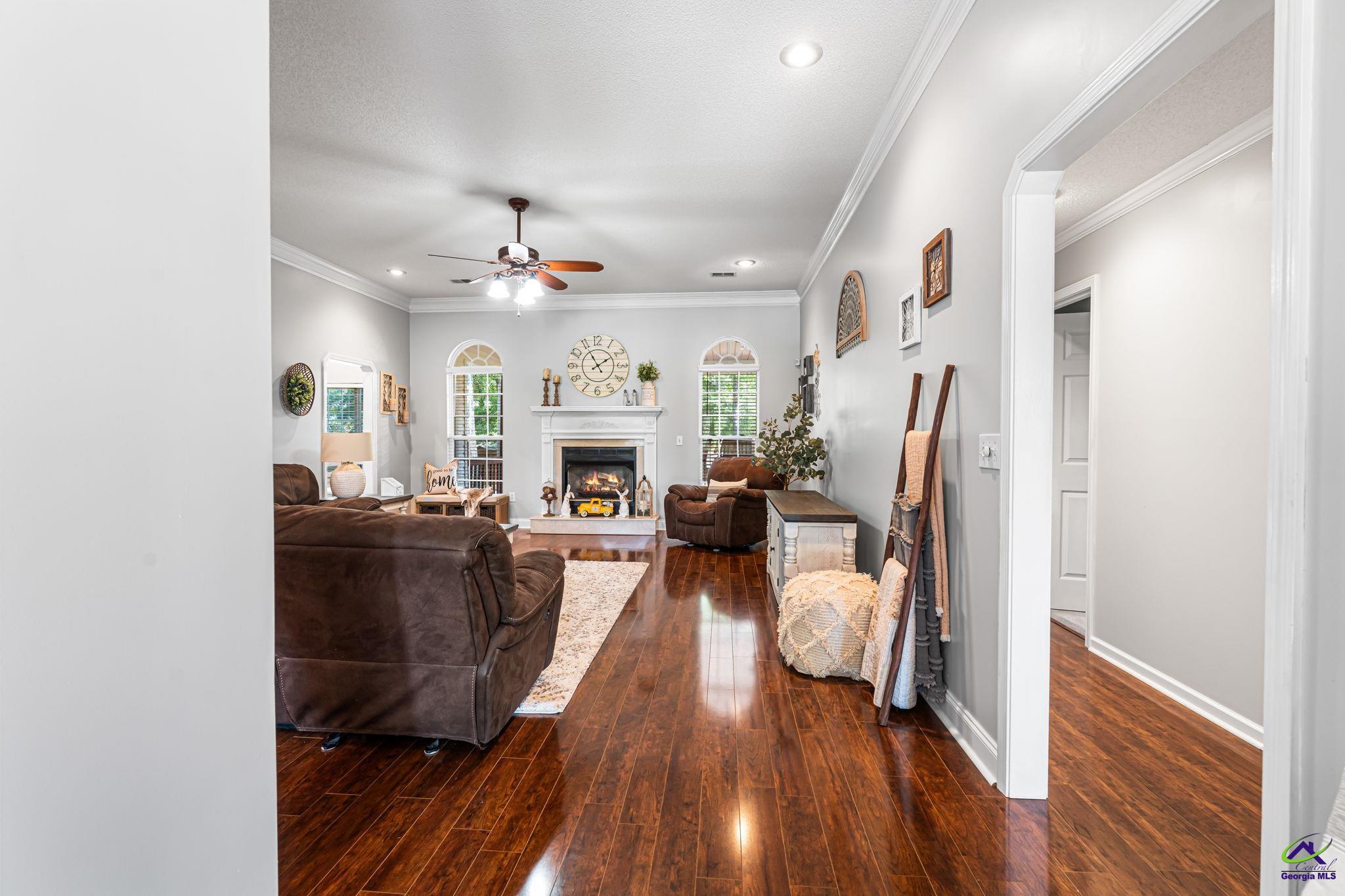 222 Santa Fe Trail