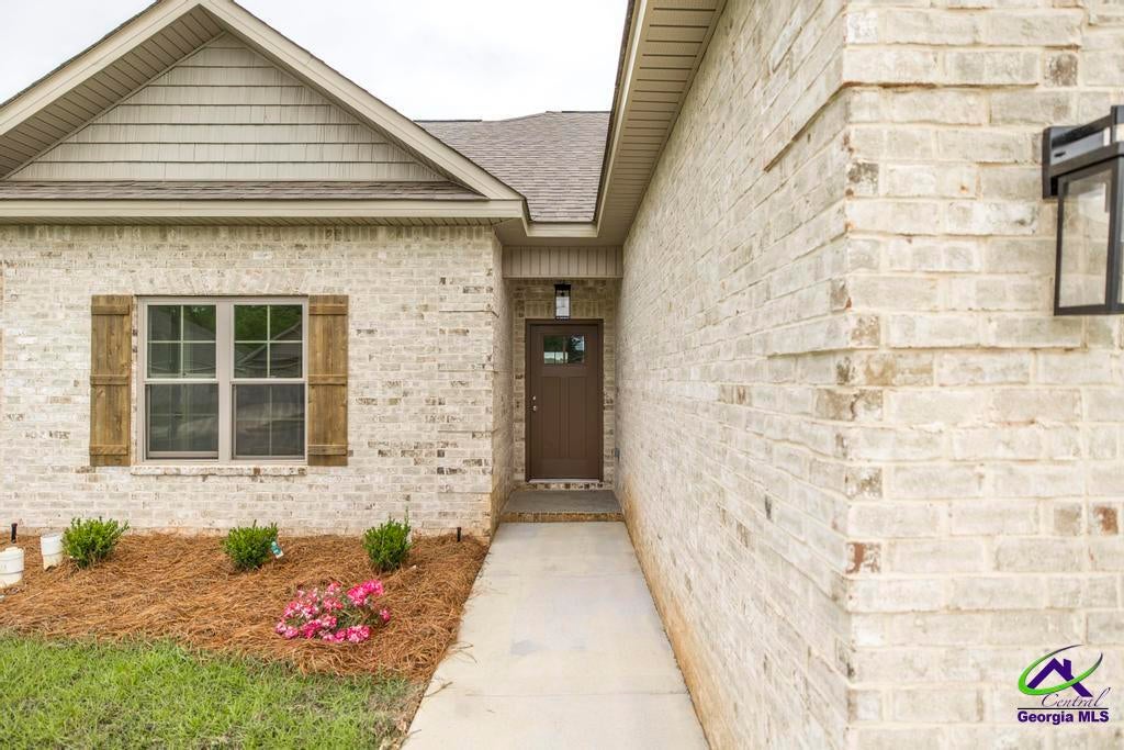 304 Willowbrook Lane