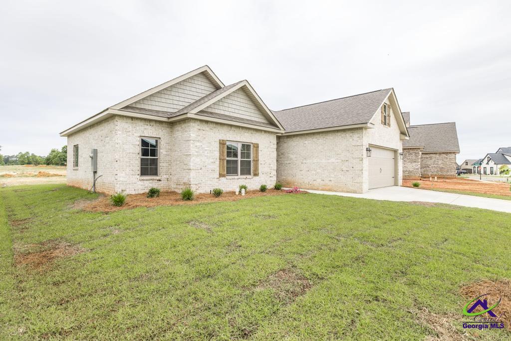 304 Willowbrook Lane