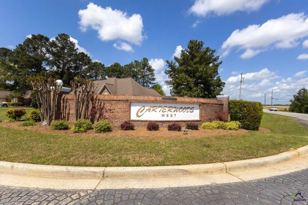 713 PHEASANT RIDGE DR, WARNER ROBINS, GA 31088 - Image 4e1f8a88a7bf28d791a5dcb0d3134800/699501049