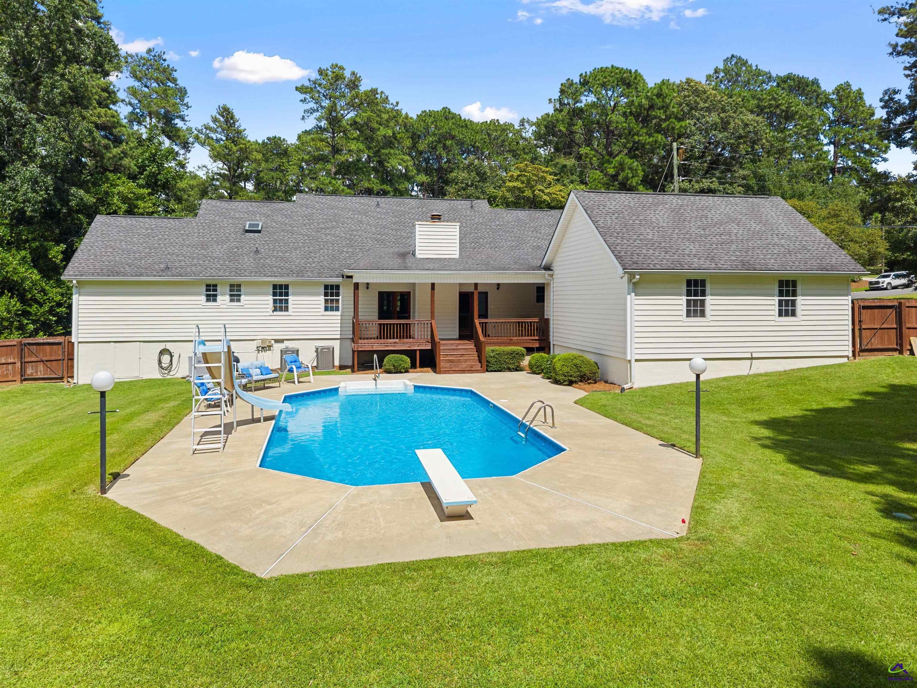 241 Shenandoah Trail