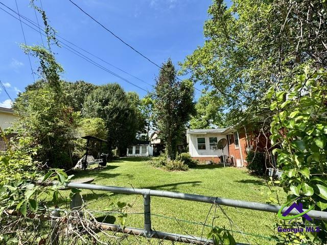 100 Hillside Terrace
