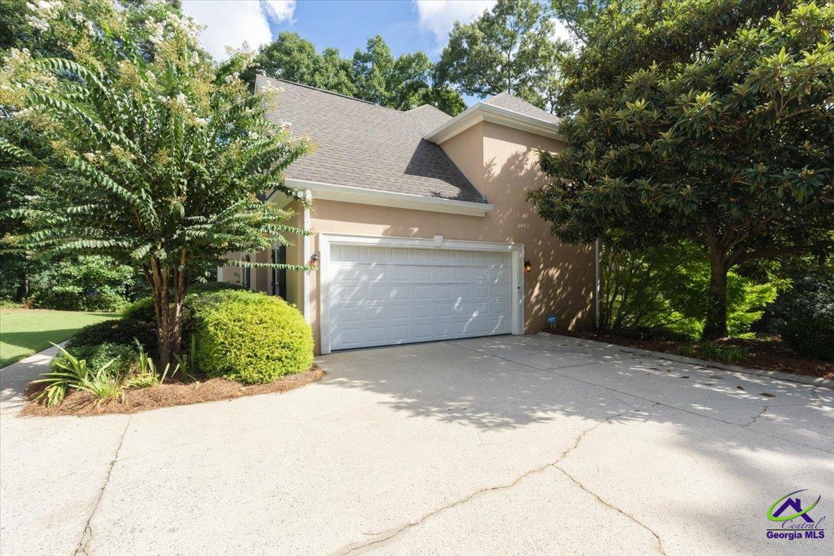 120 Westchester Drive