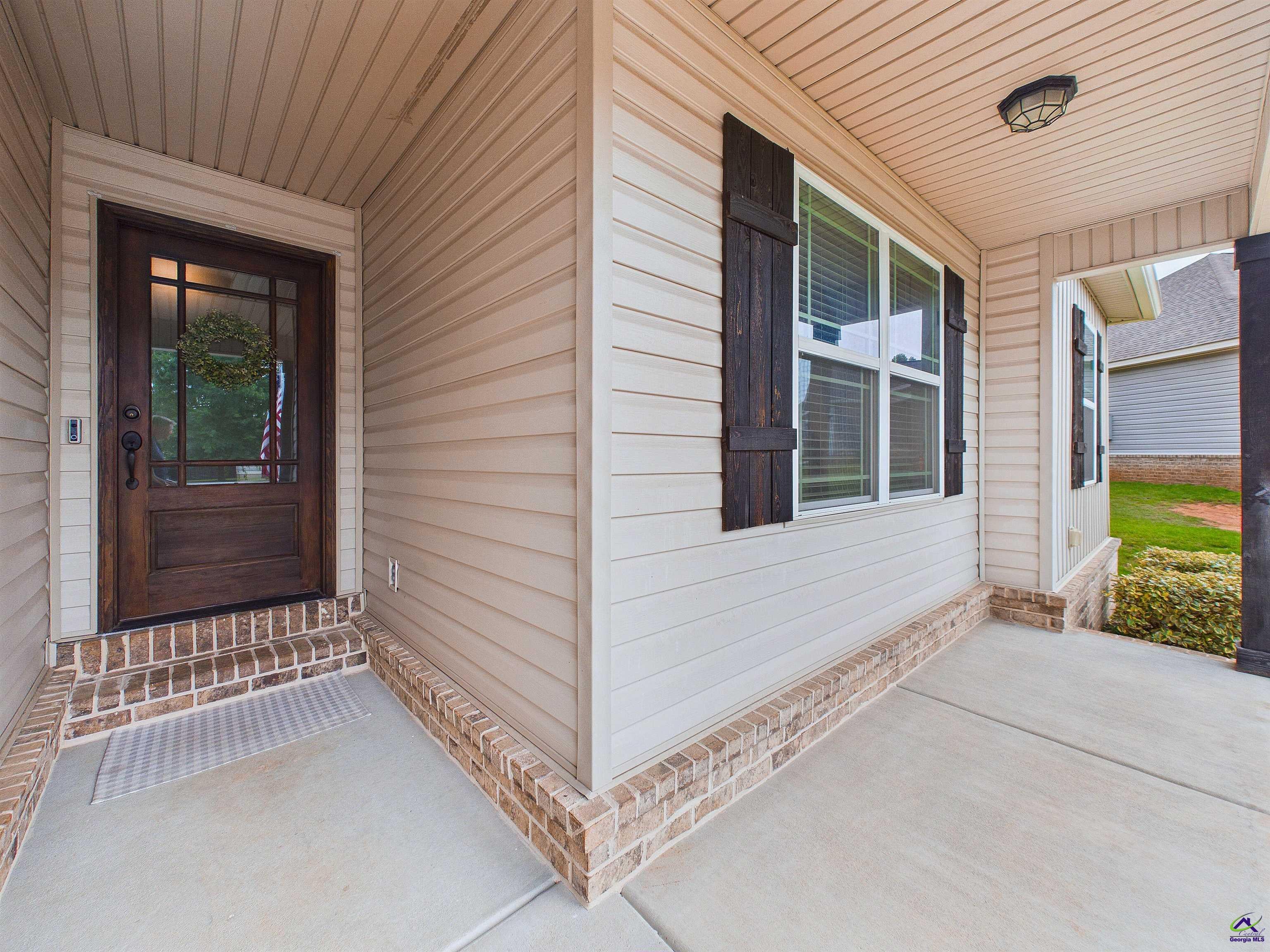 105 Avington Chase