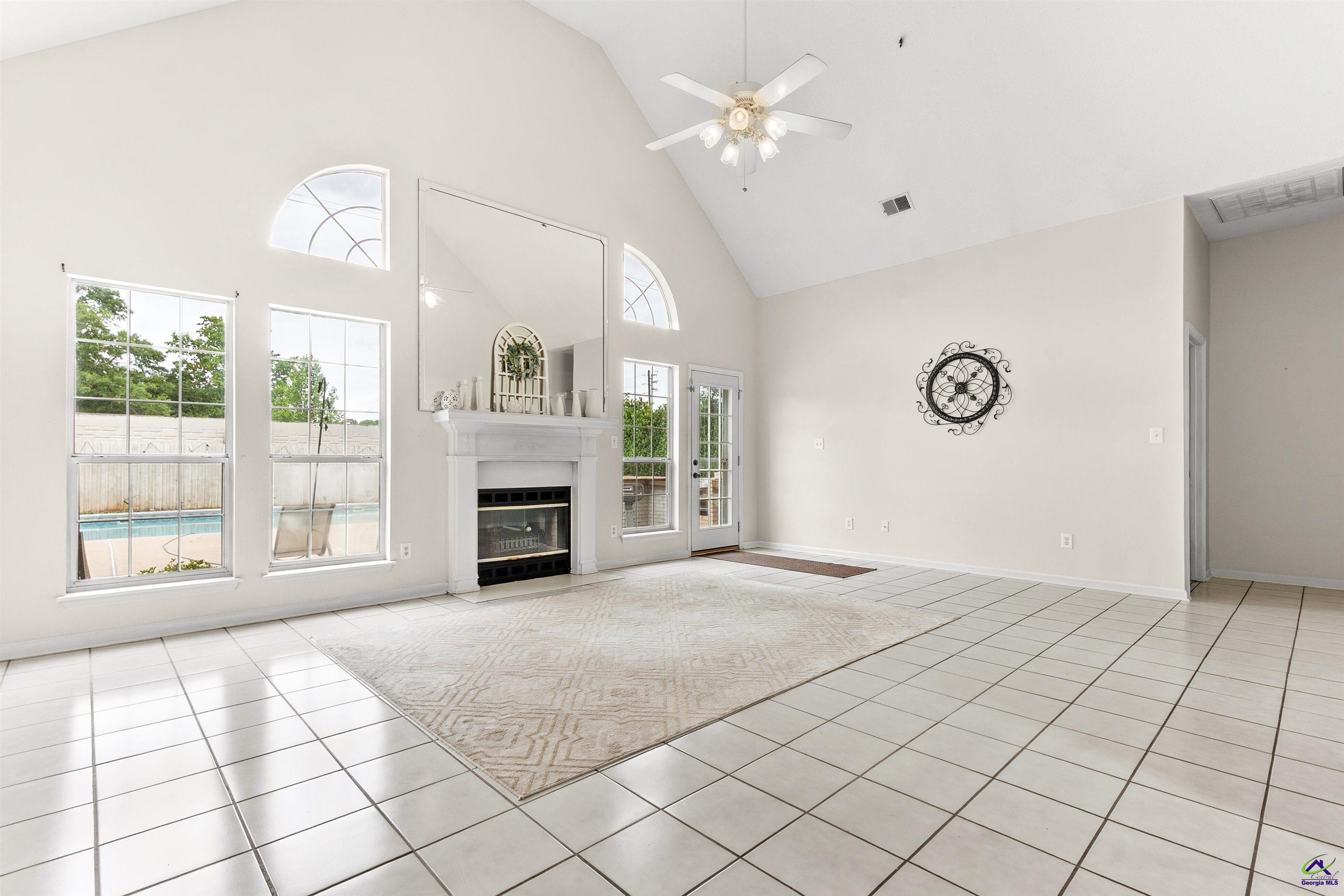 107 Forest Lawn