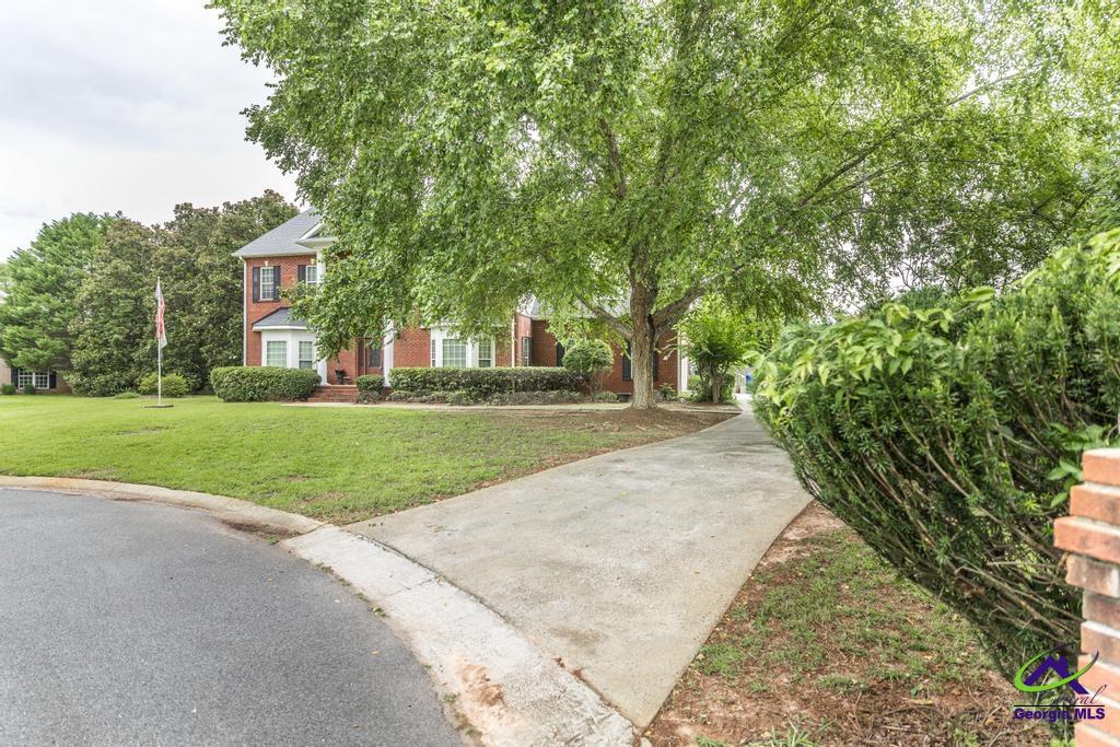 208 Martin Terrace