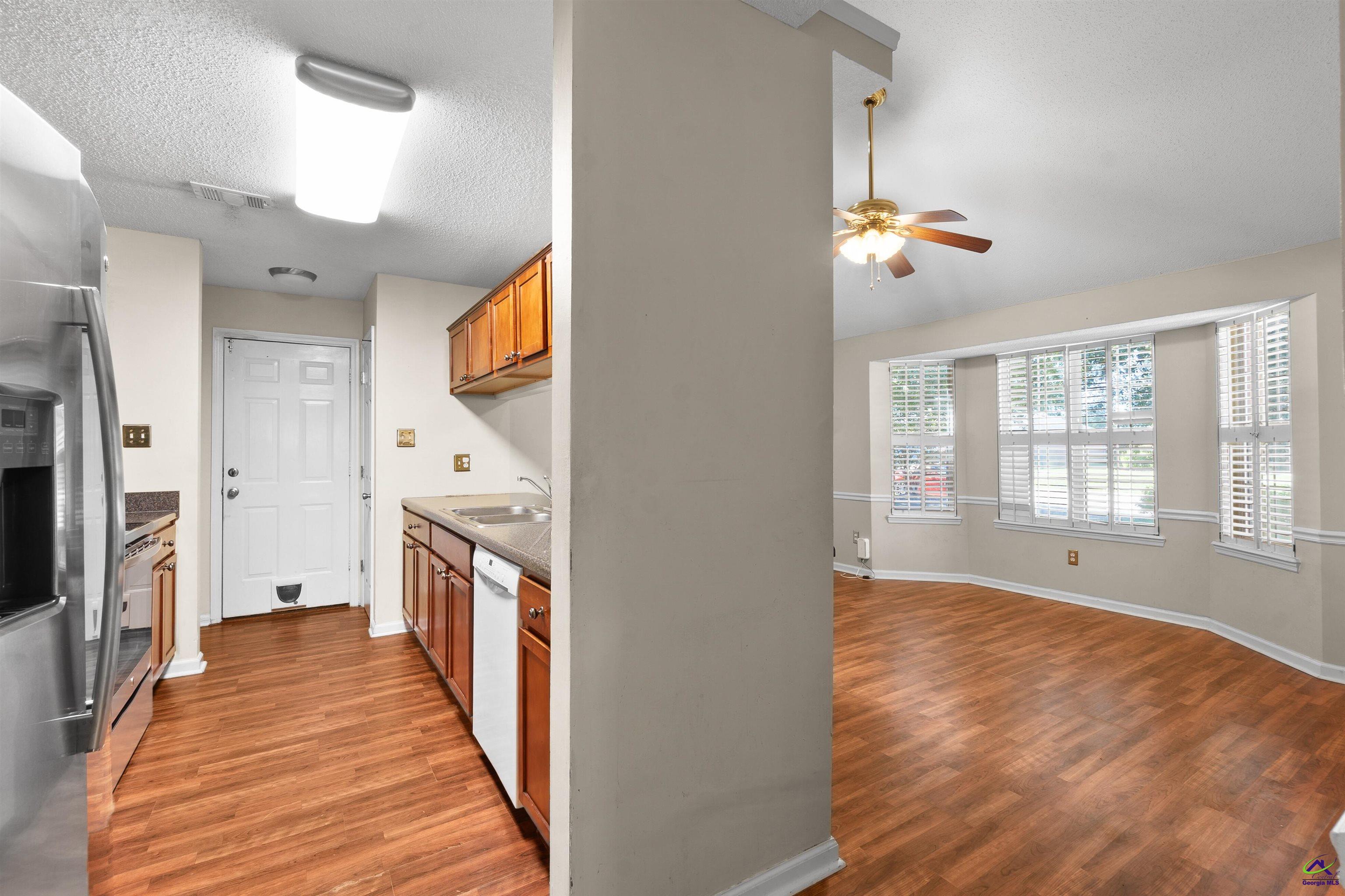 1110 Windsong Way