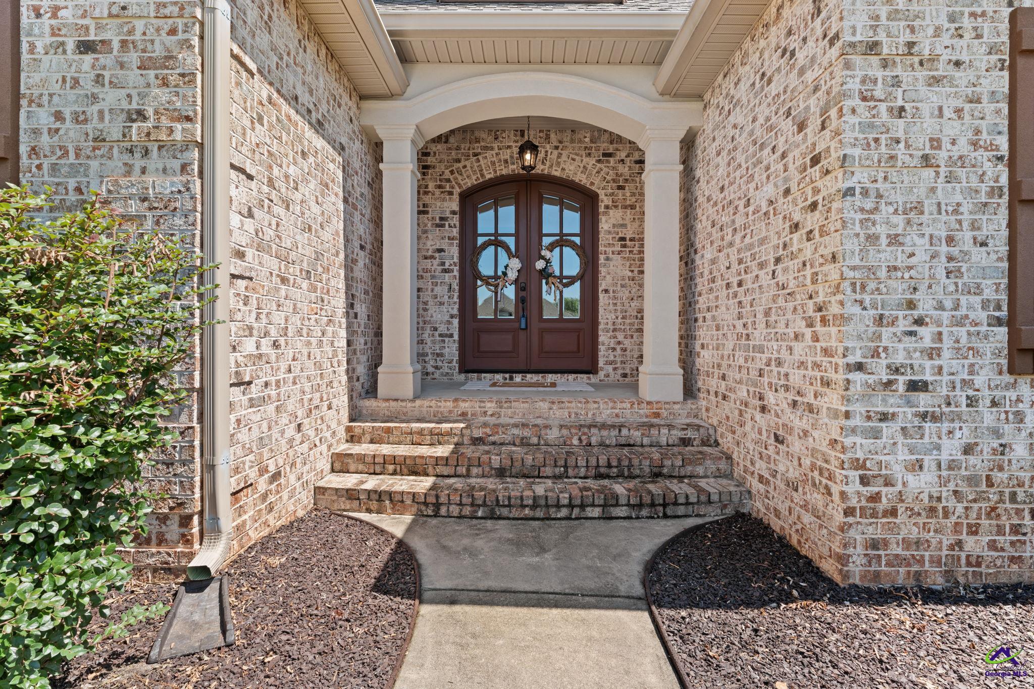 104 Ferruginous Court