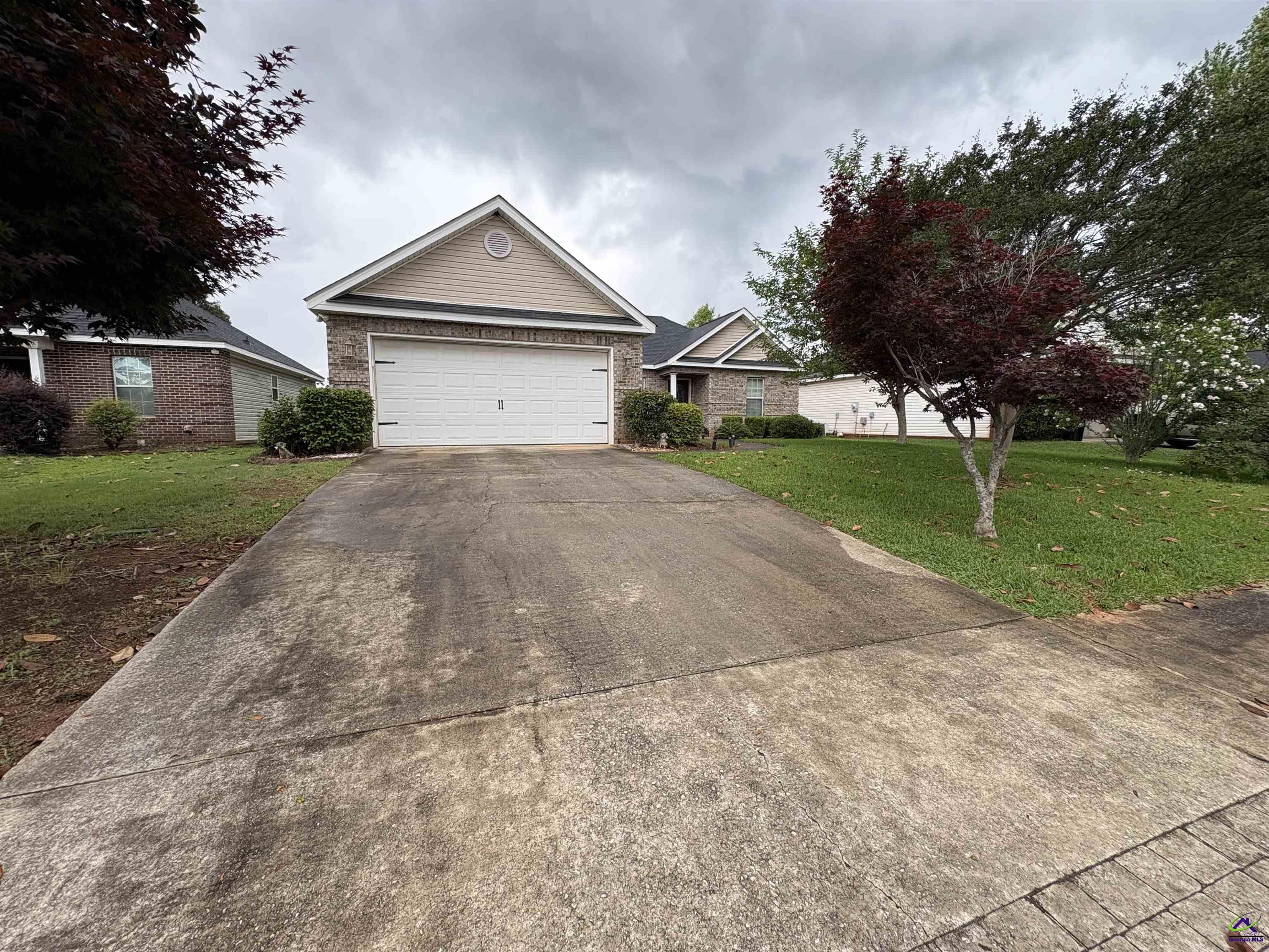 322 Manchester Lane
