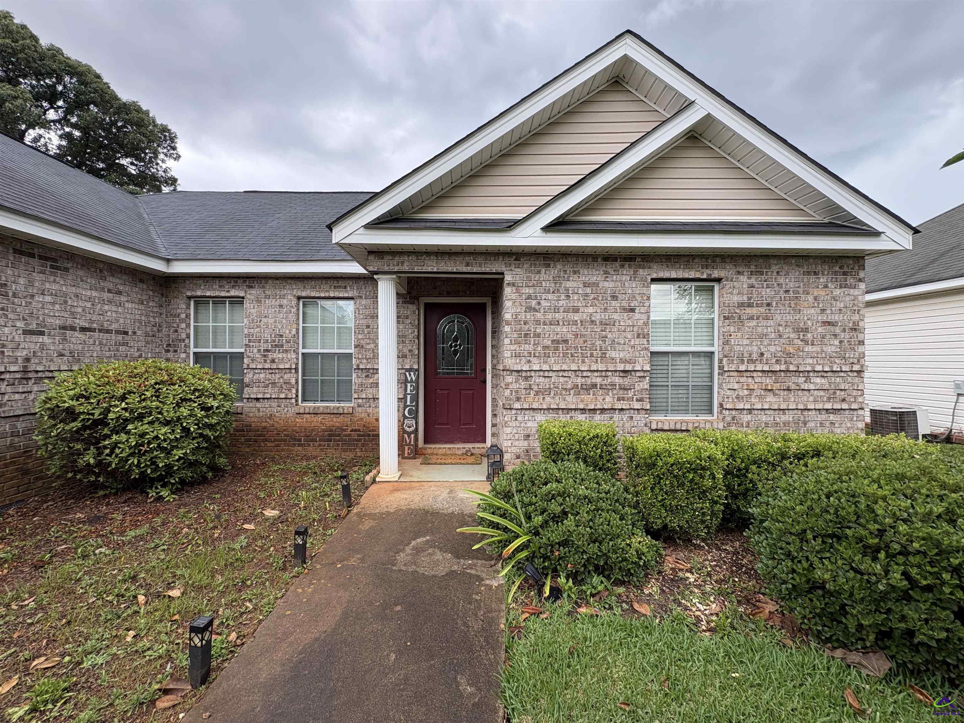 322 Manchester Lane