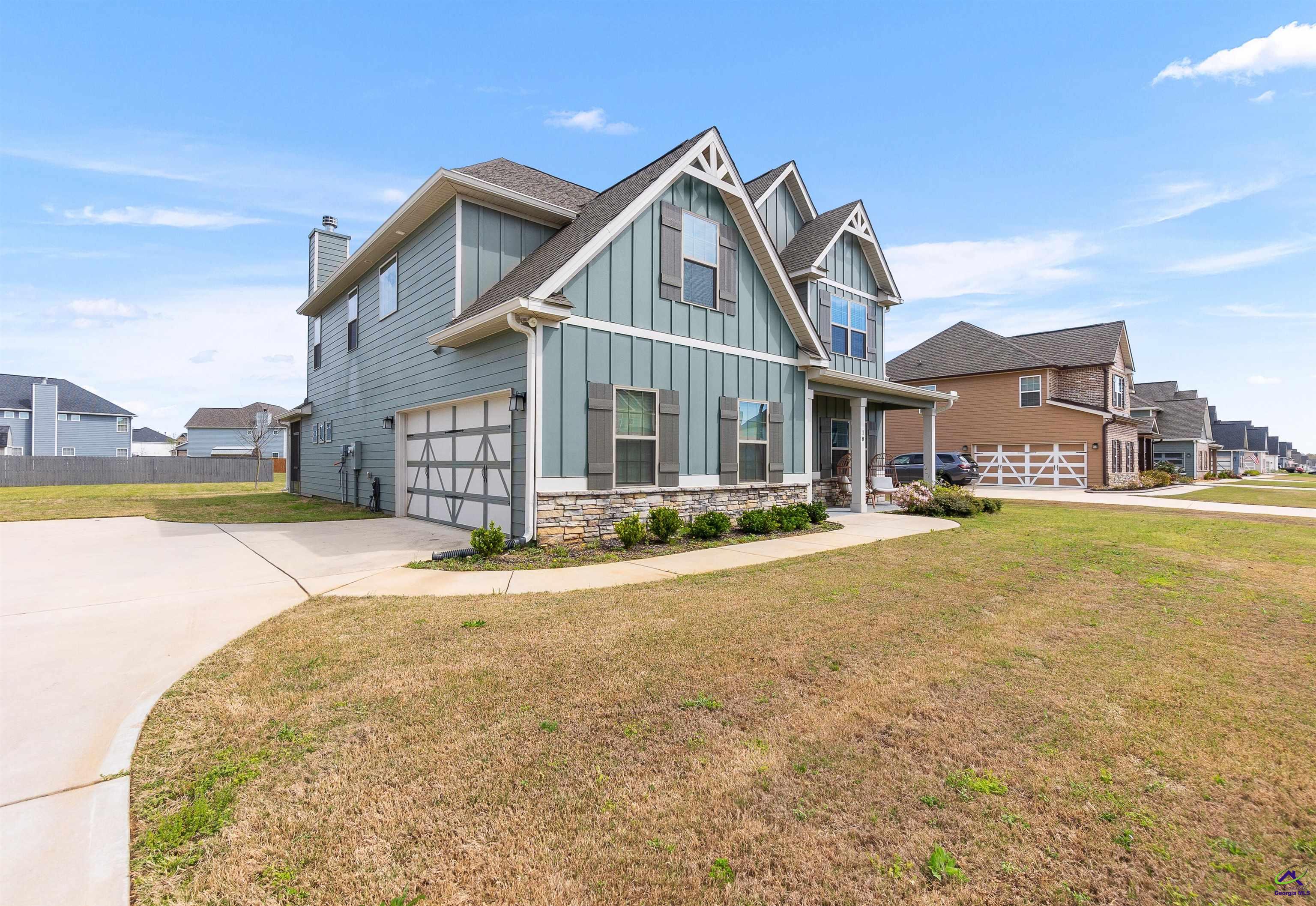 18 Pearl Moss Lane