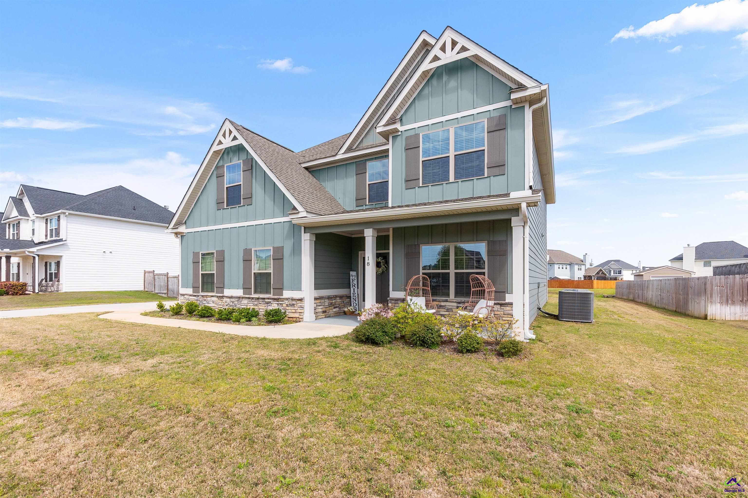 18 Pearl Moss Lane