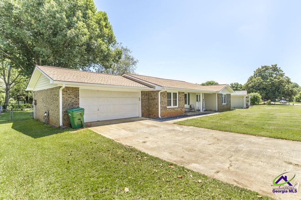 110 Wildwood Trail