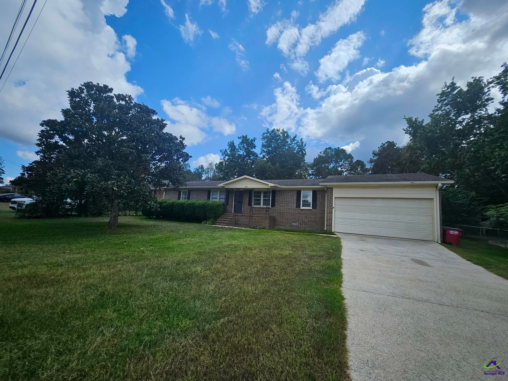 3498 Sandy Circle