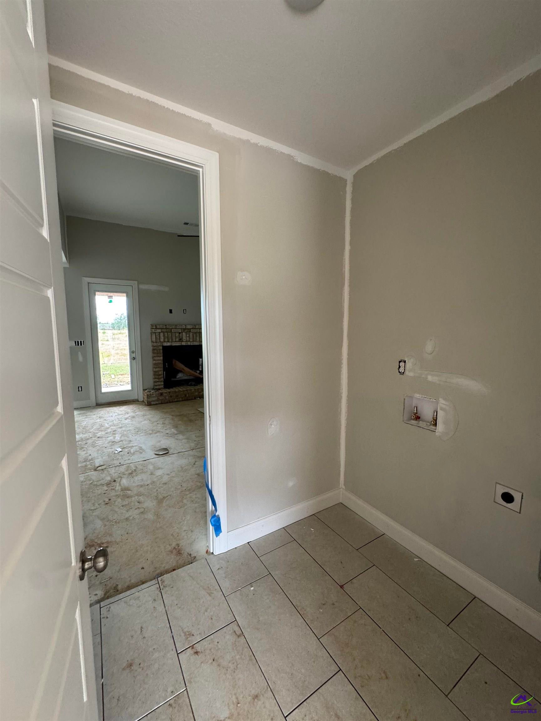 219 Farmland Circle