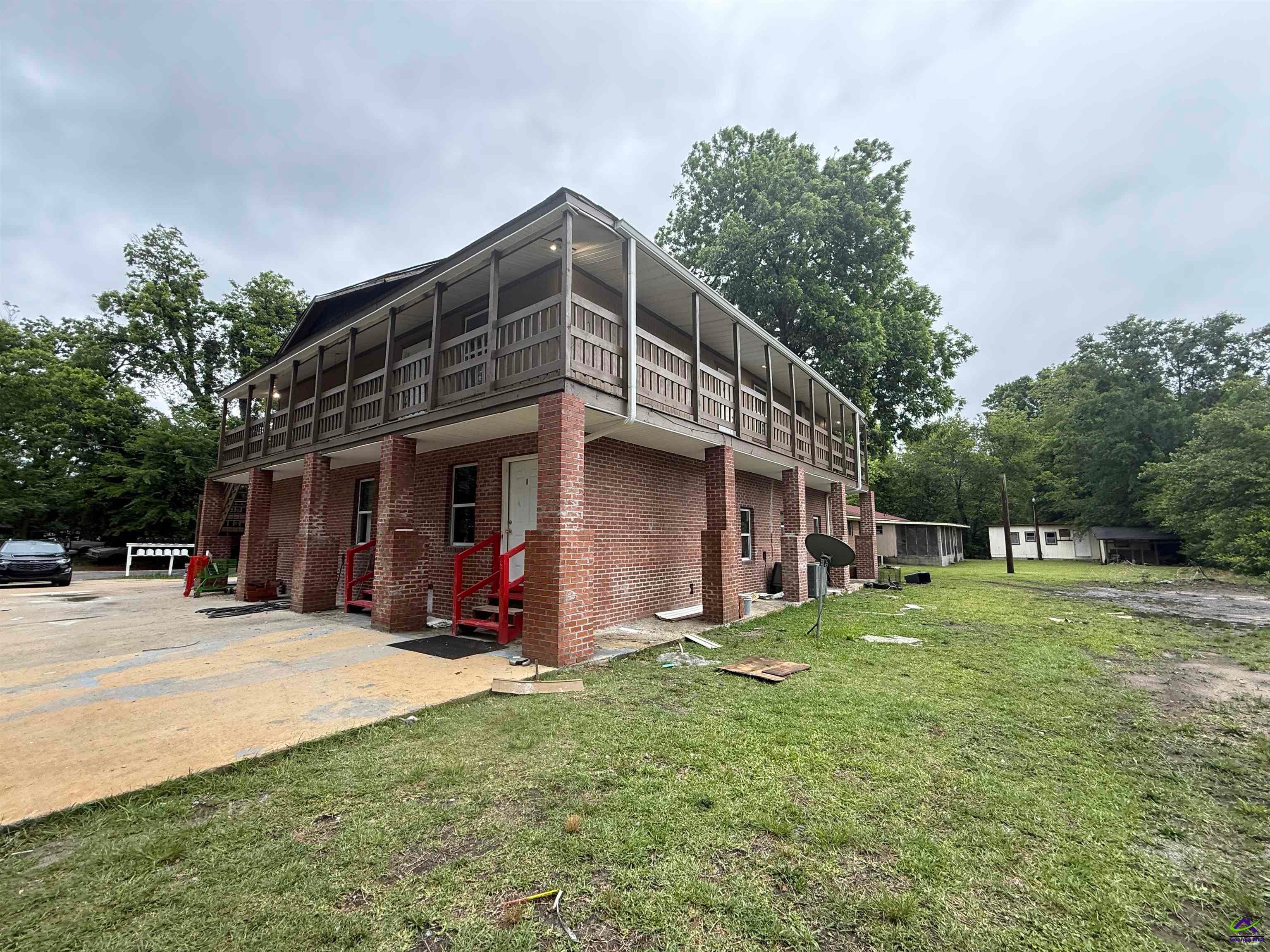 1011 Pine Street