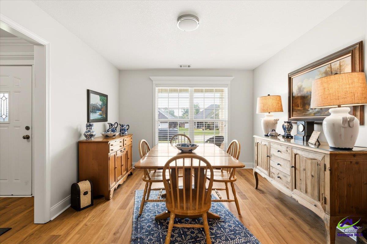305 Lamplight Drive