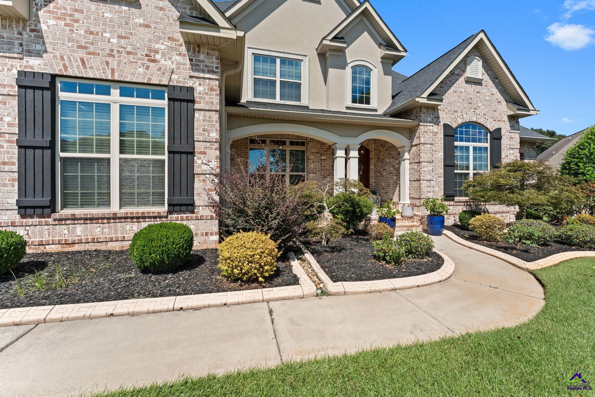 400 Avondale Circle