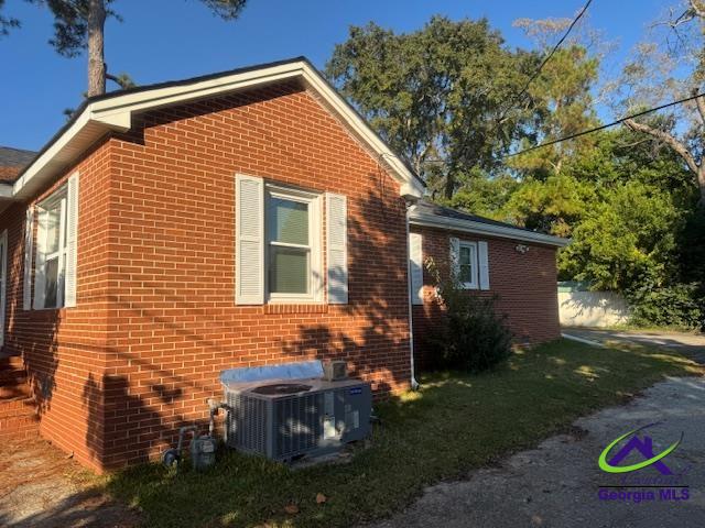 905 Carver Drive
