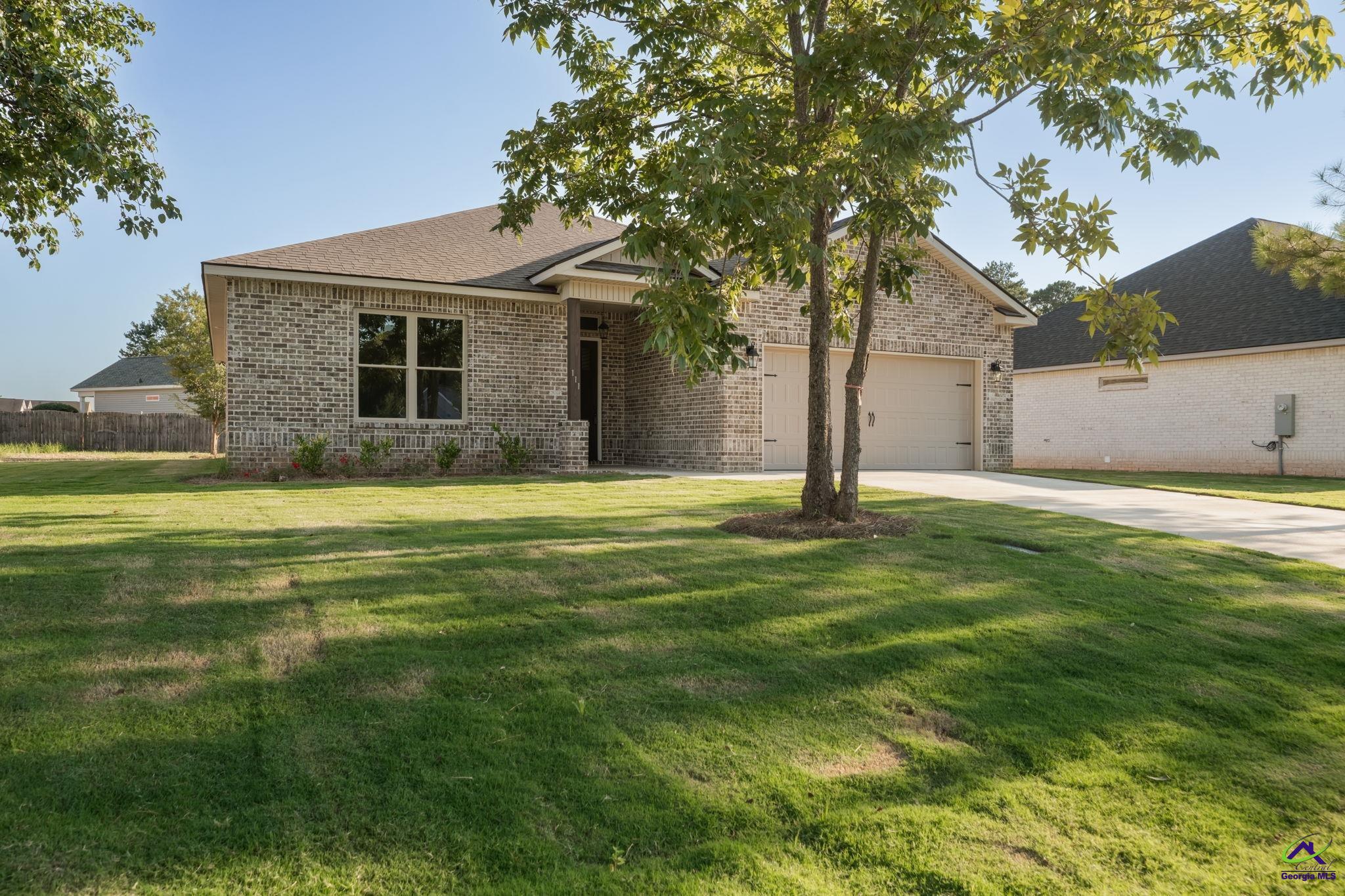 217 Farmland Circle