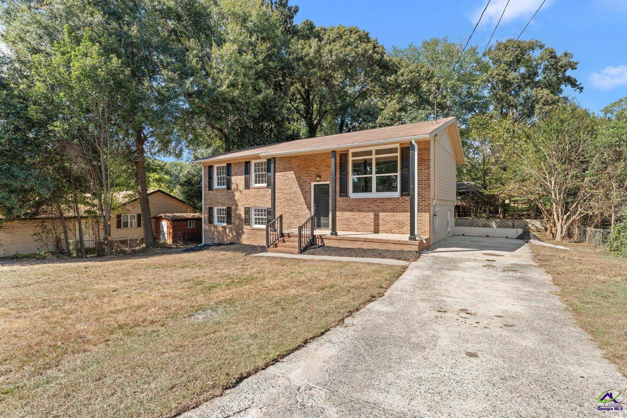 106 Woodridge Drive