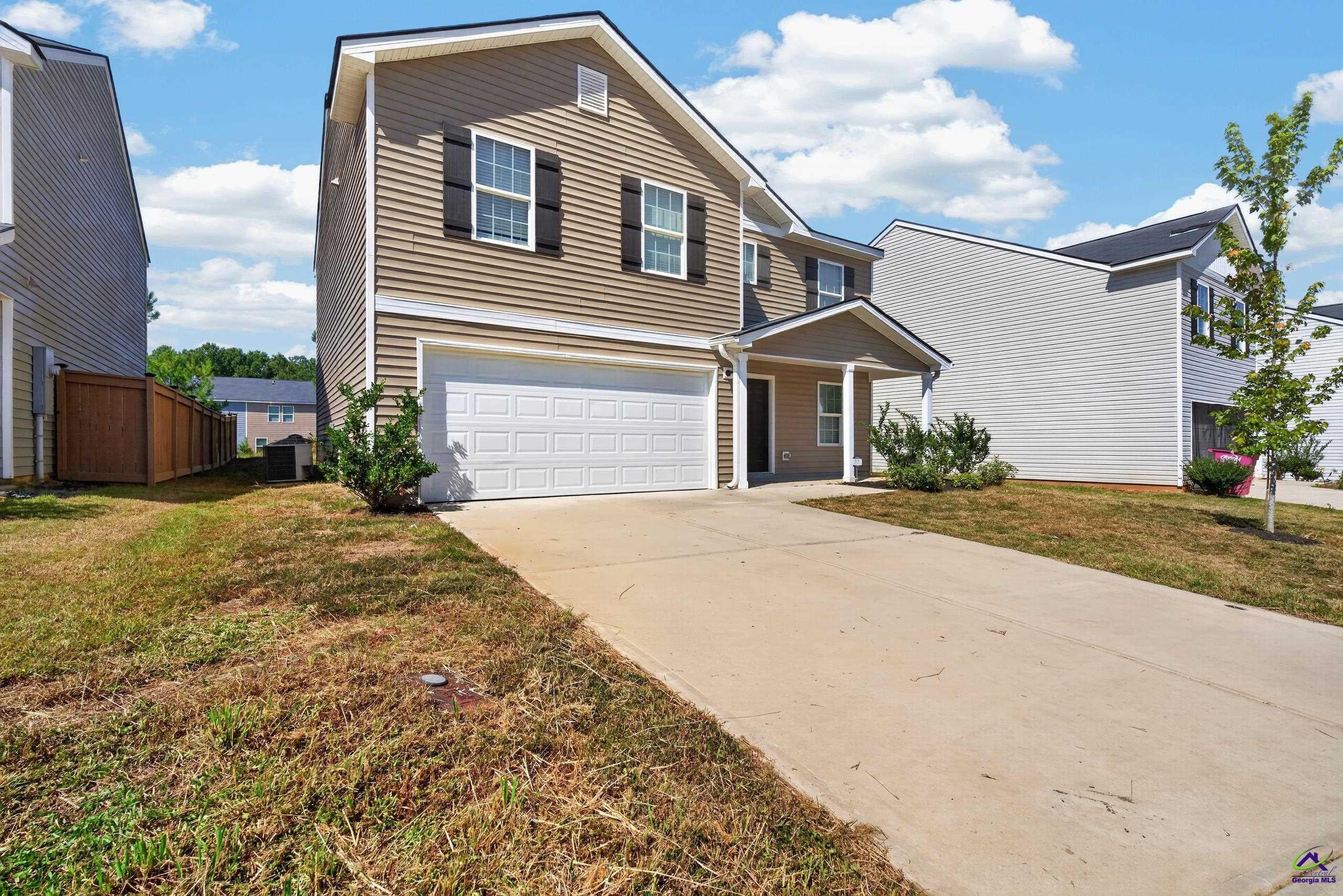 464 Hawthorn Trail