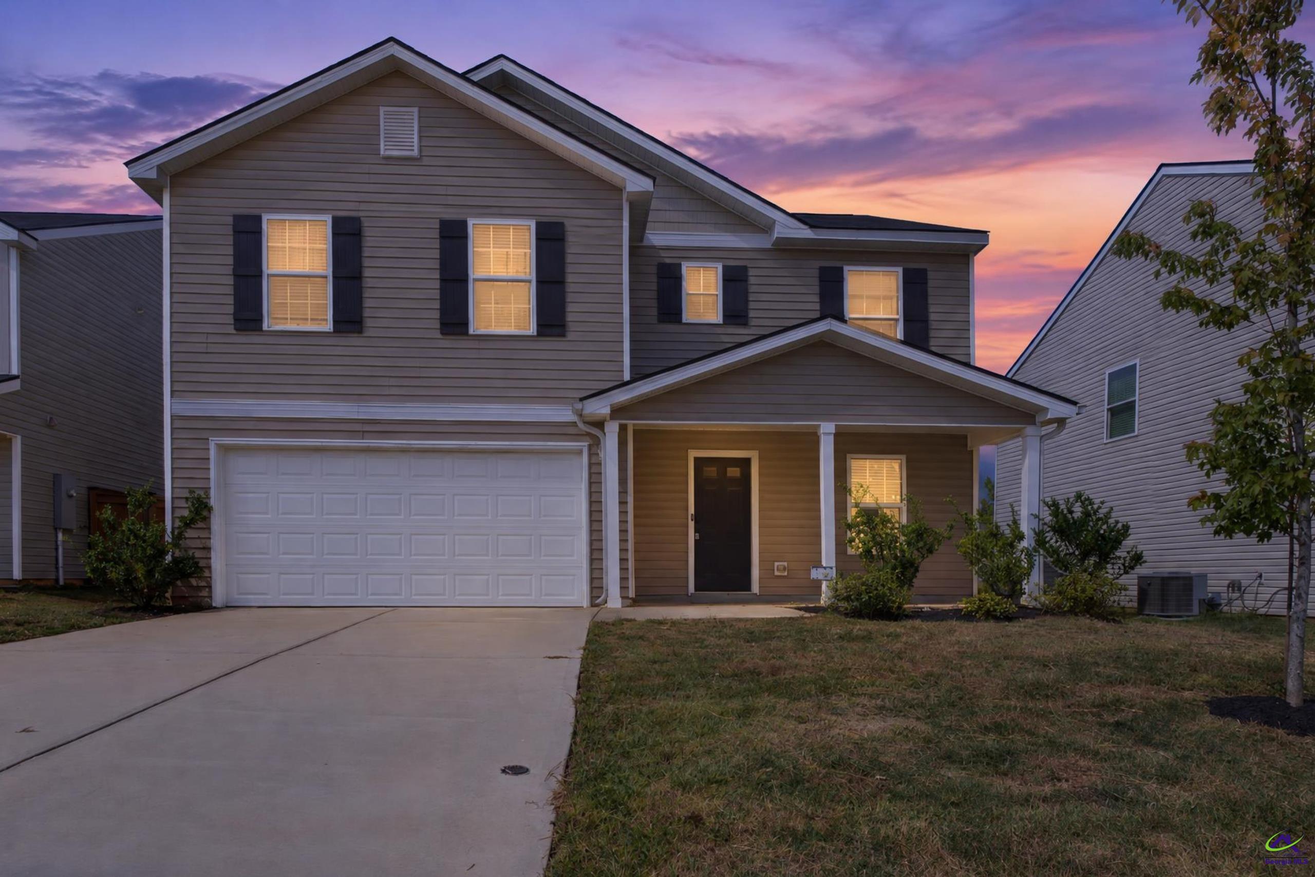 464 Hawthorn Trail