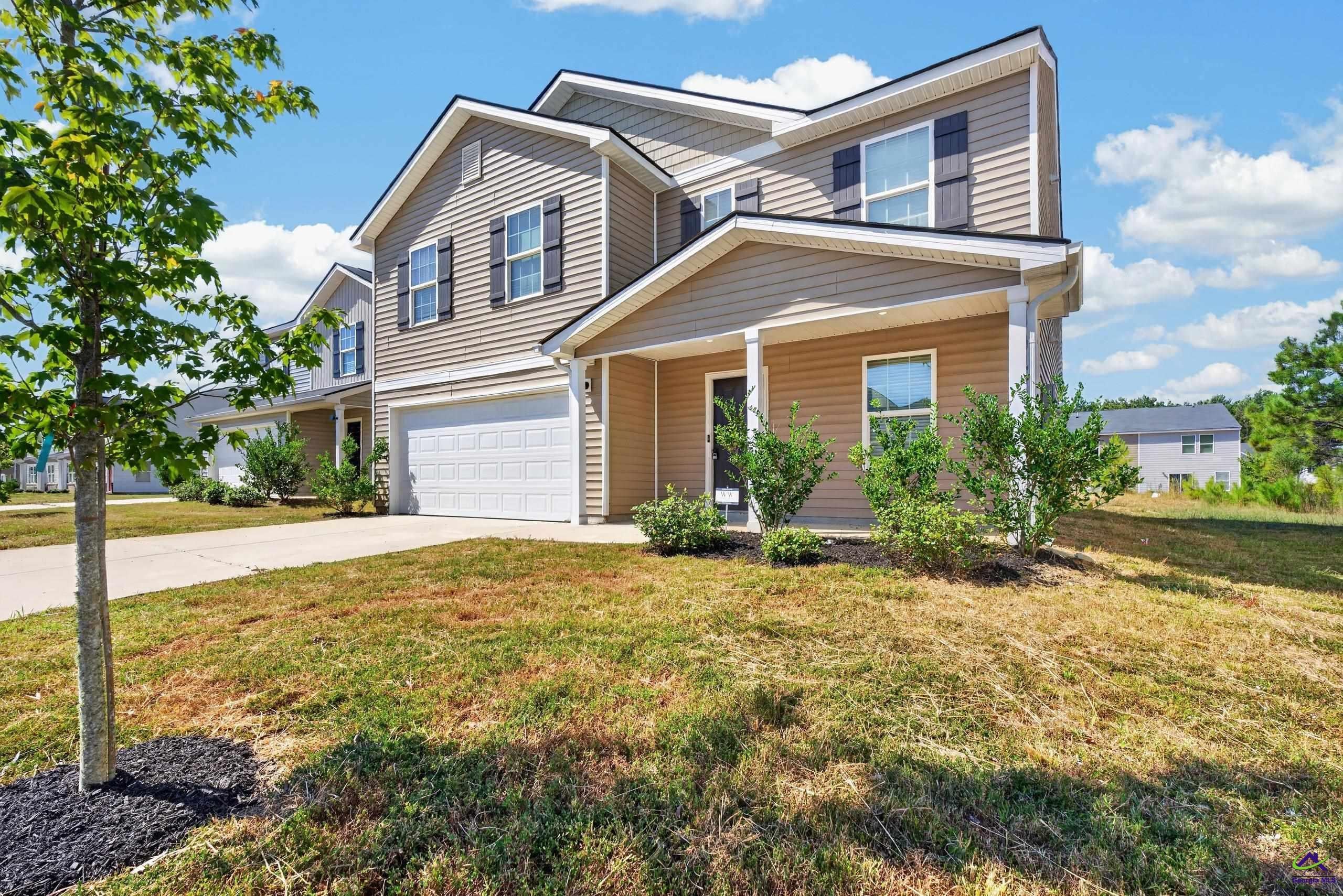 464 Hawthorn Trail
