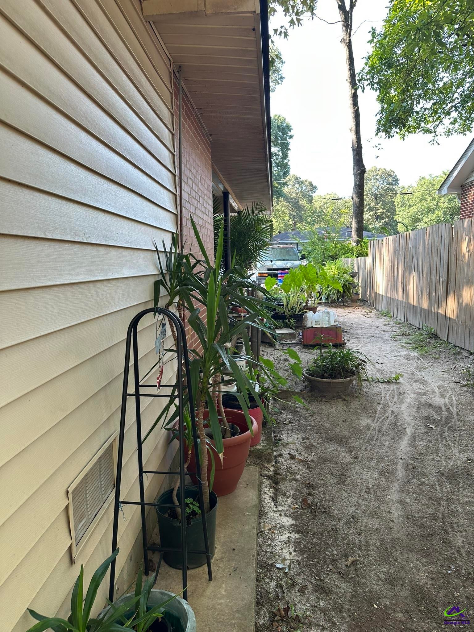 110 Williams Terrace